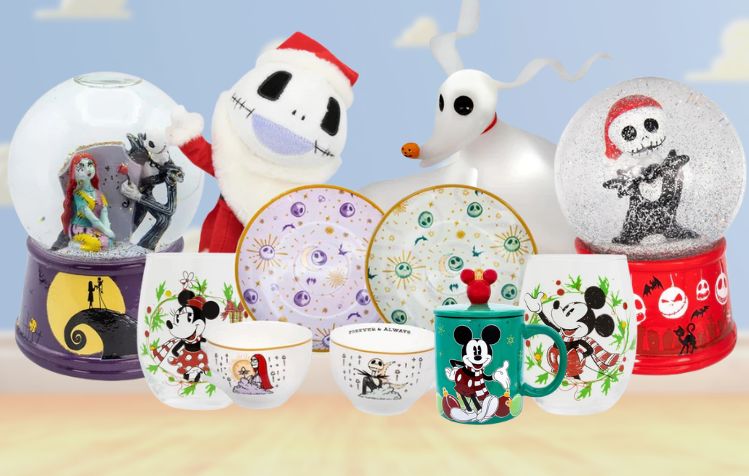 Ceramic Disney Mickey Mouse Santa Hat Figural Mug