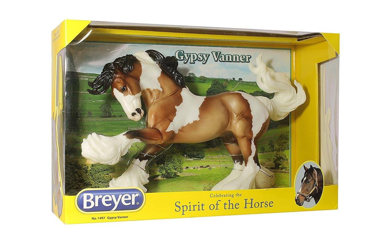 Breyer 1:9 Traditional Series Model Horse: Gypsy Vanner