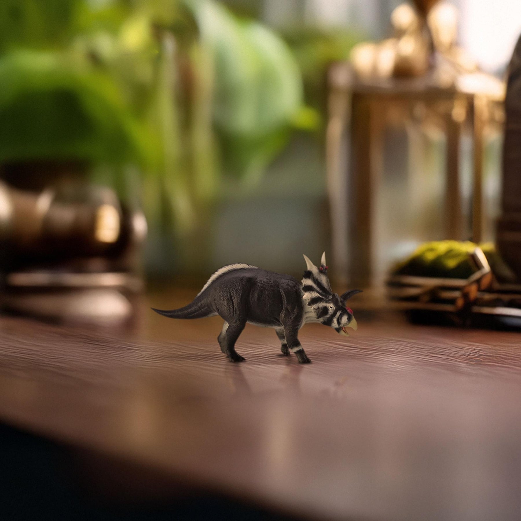 CollectA Prehistoric Life Collection Miniature Figure | Xenoceratops