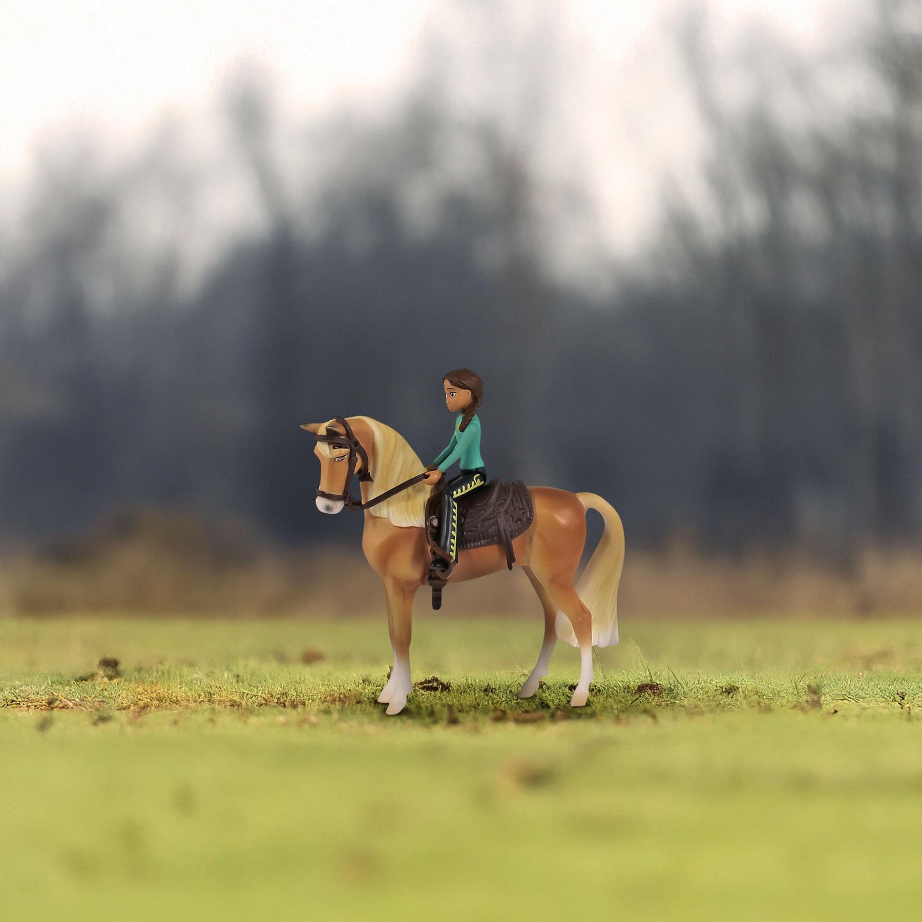 Breyer Spirit Riding Free Chica Linda & Prudence Small Horse & Doll Set