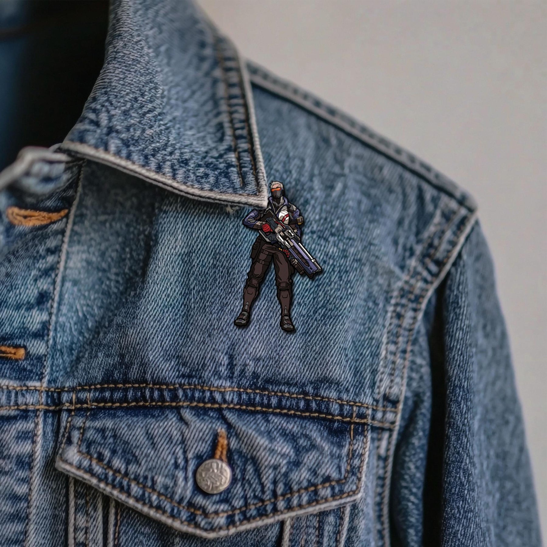 Overwatch 3-Inch Collectible Enamel FiGPiN Wave 1 - Soldier 76