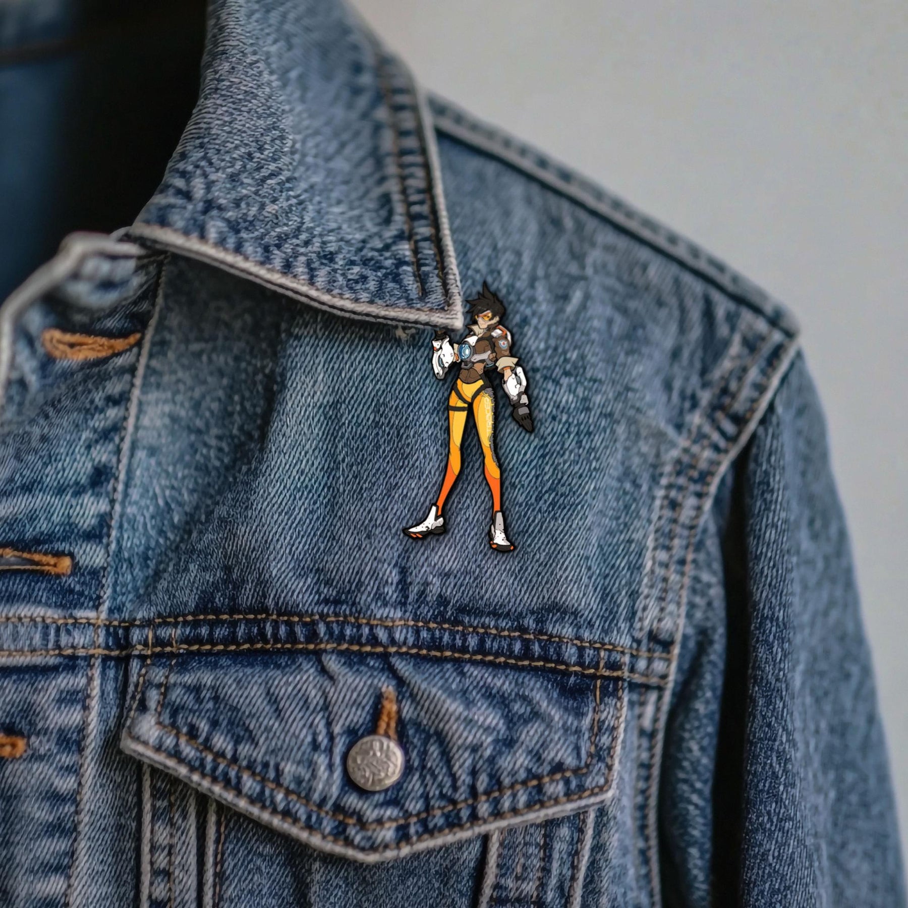 Overwatch 3-Inch Collectible Enamel FiGPiN Wave 1 - Tracer