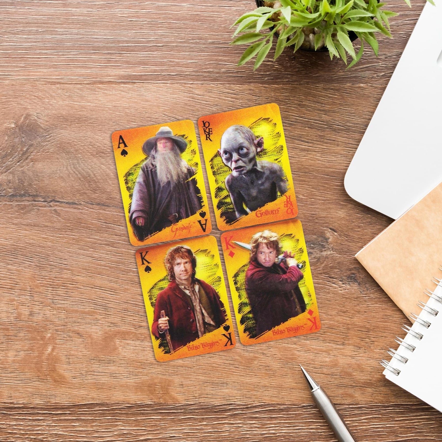 The Hobbit: An Unexpected Journey Lenticular Playing Cards w/ Collectible Tin