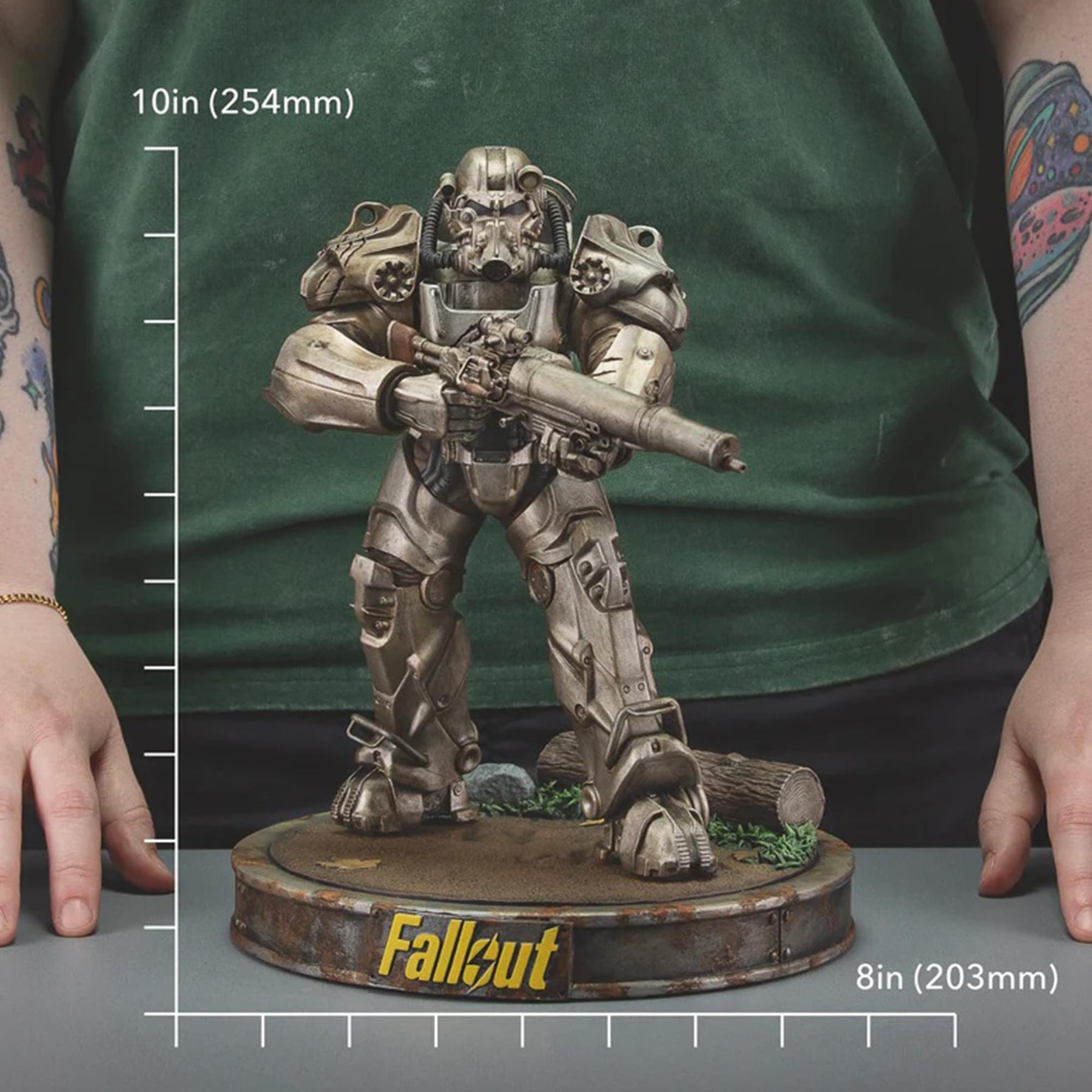 Fallout (TV Series) Maximus 10 Inch PVC Figure