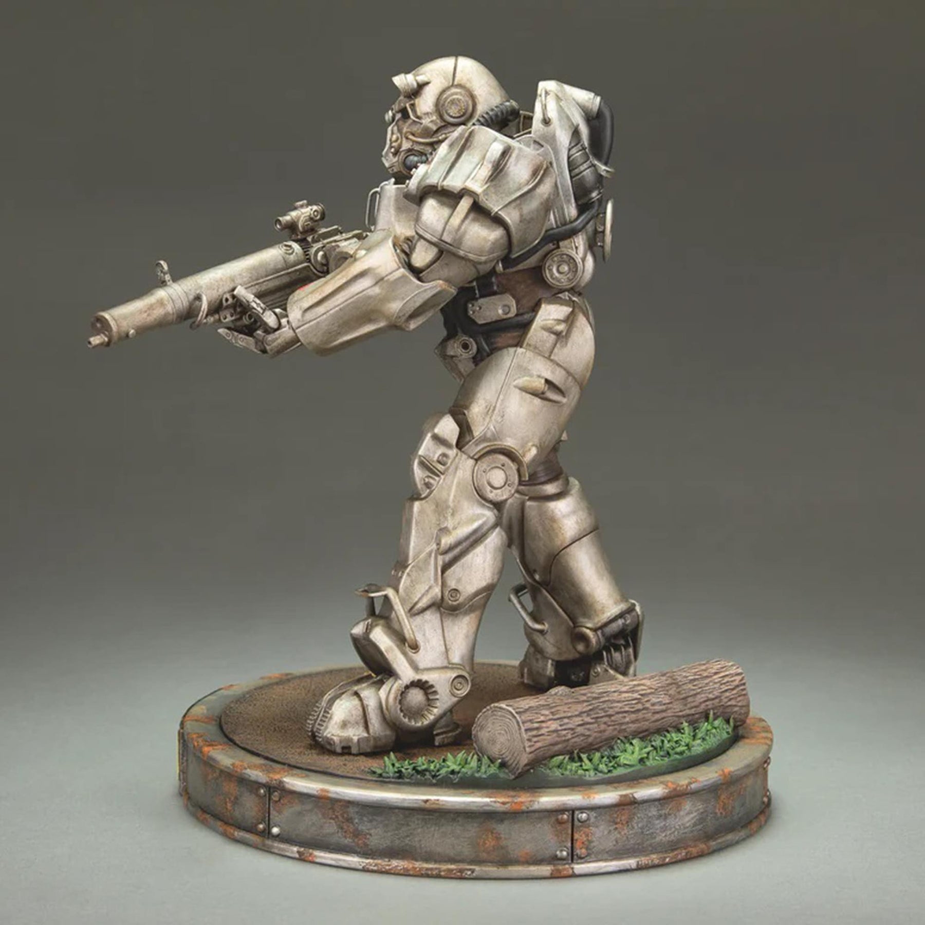 Fallout (TV Series) Maximus 10 Inch PVC Figure
