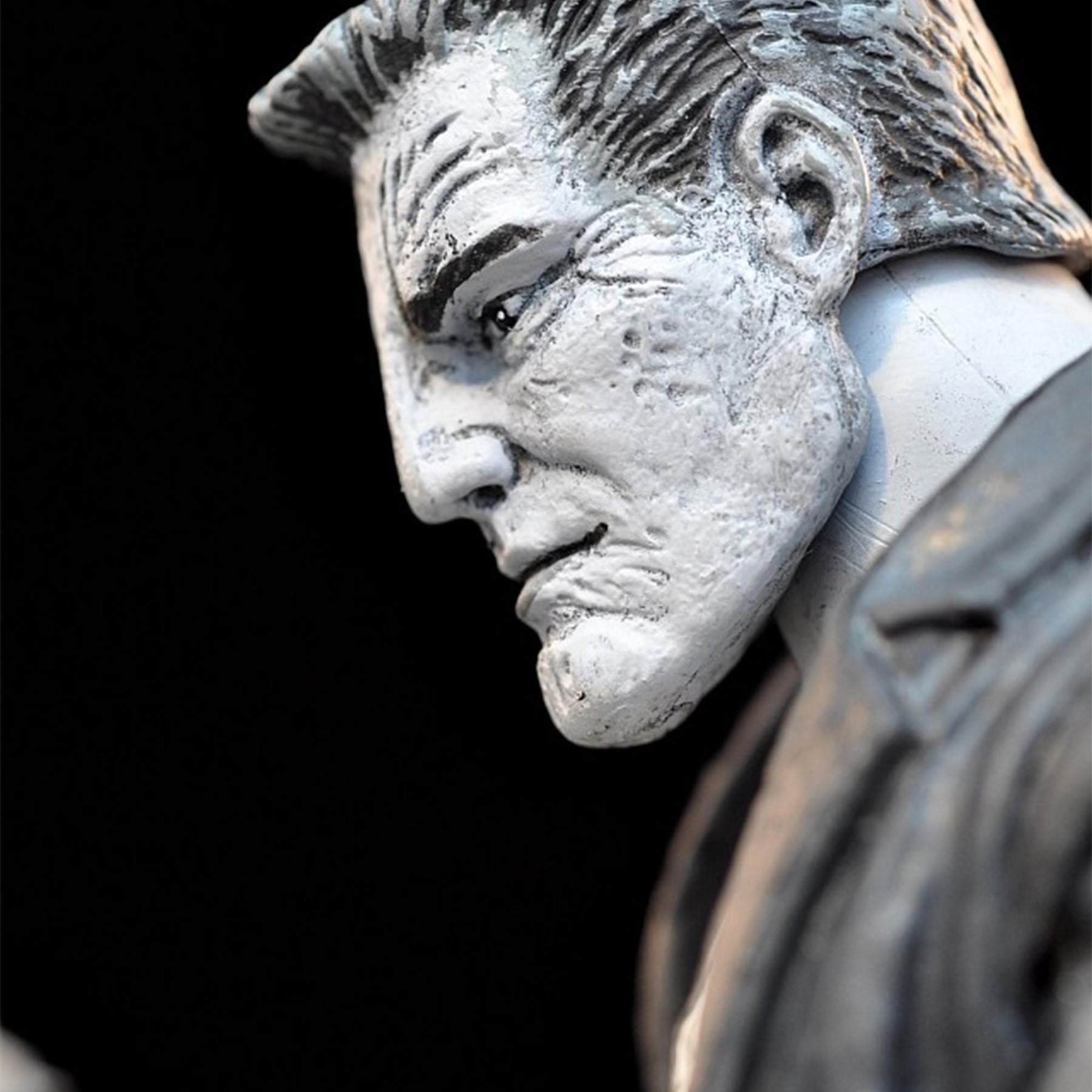 Sin City Select Deluxe 7" Action Figure Marv