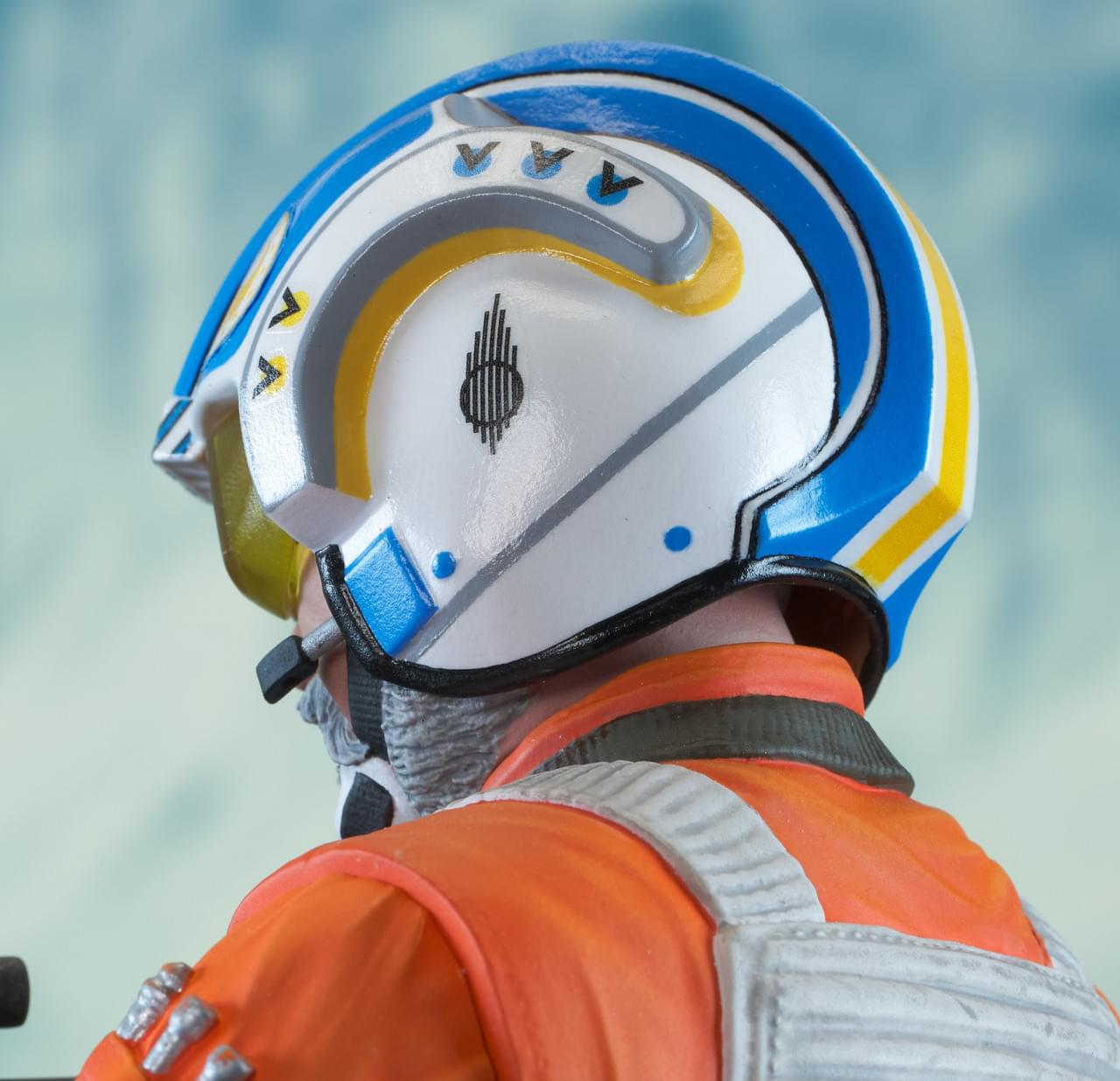 Star Wars The Mandalorian Carson Teva Exclusive 1/6 Scale Bust