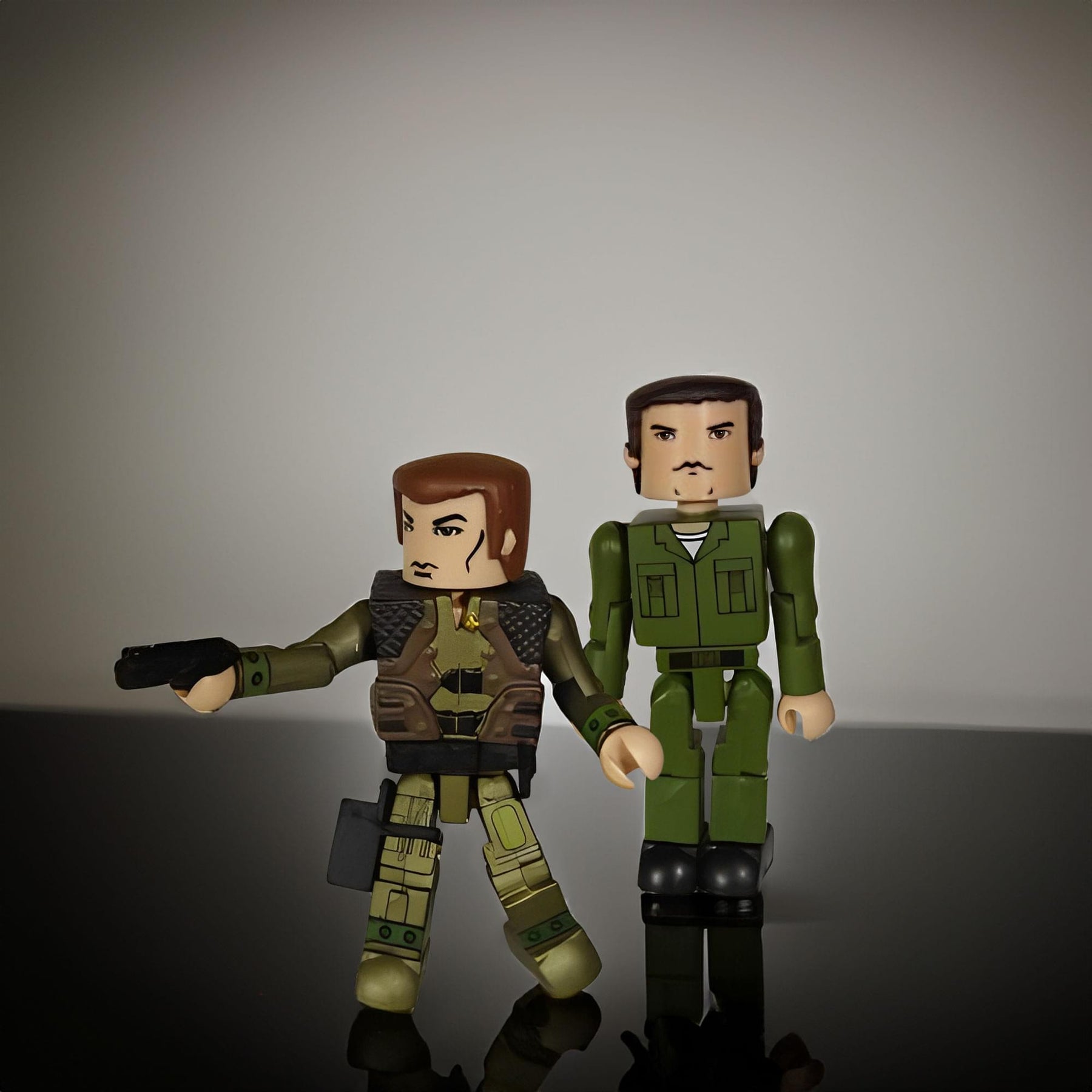 Battlestar Galactica Minimates Lt. Helo And Chief Galen Tyrol Action Figures