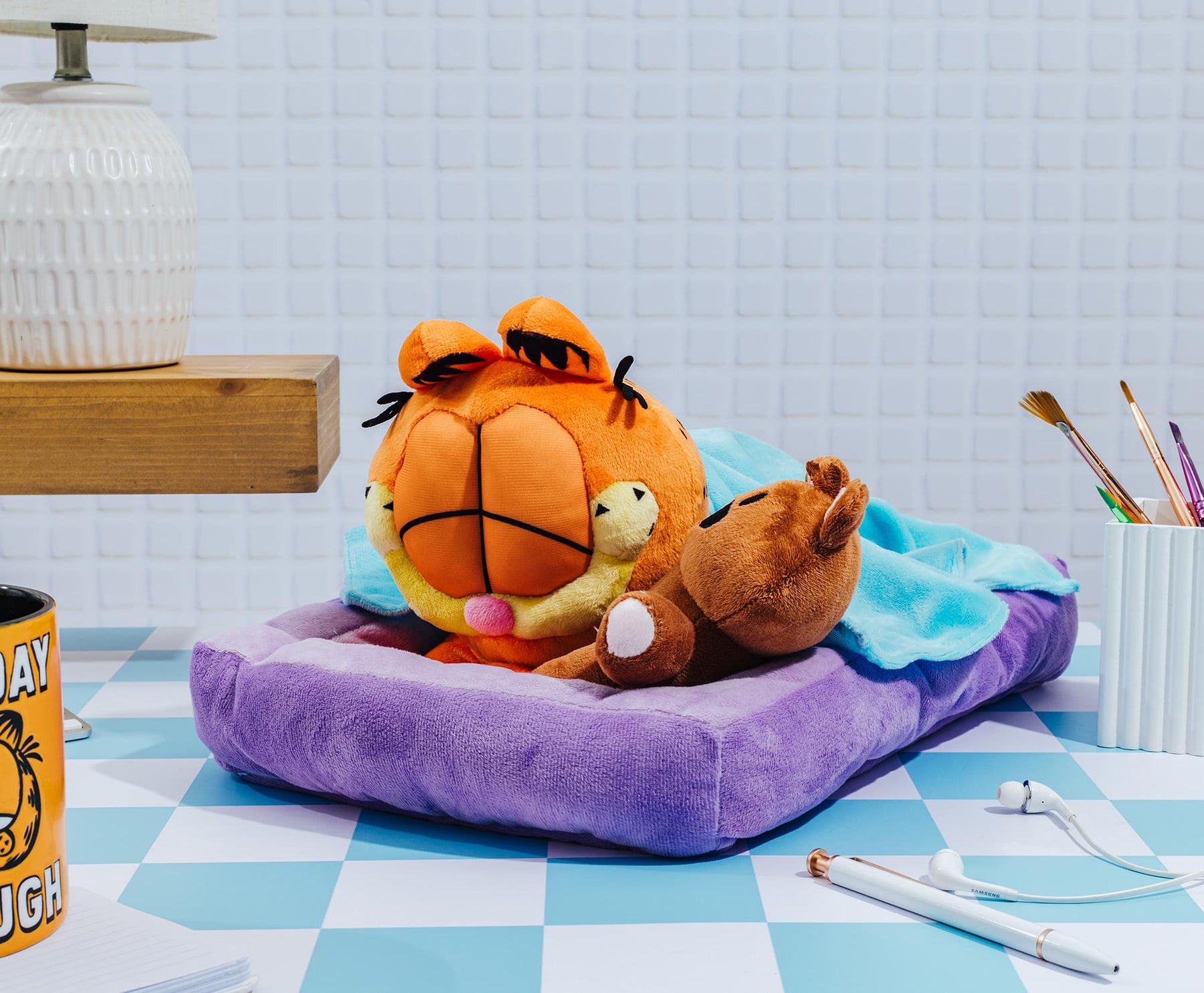 Garfield Sleeping With Pookie 7-Inch Collector Plush