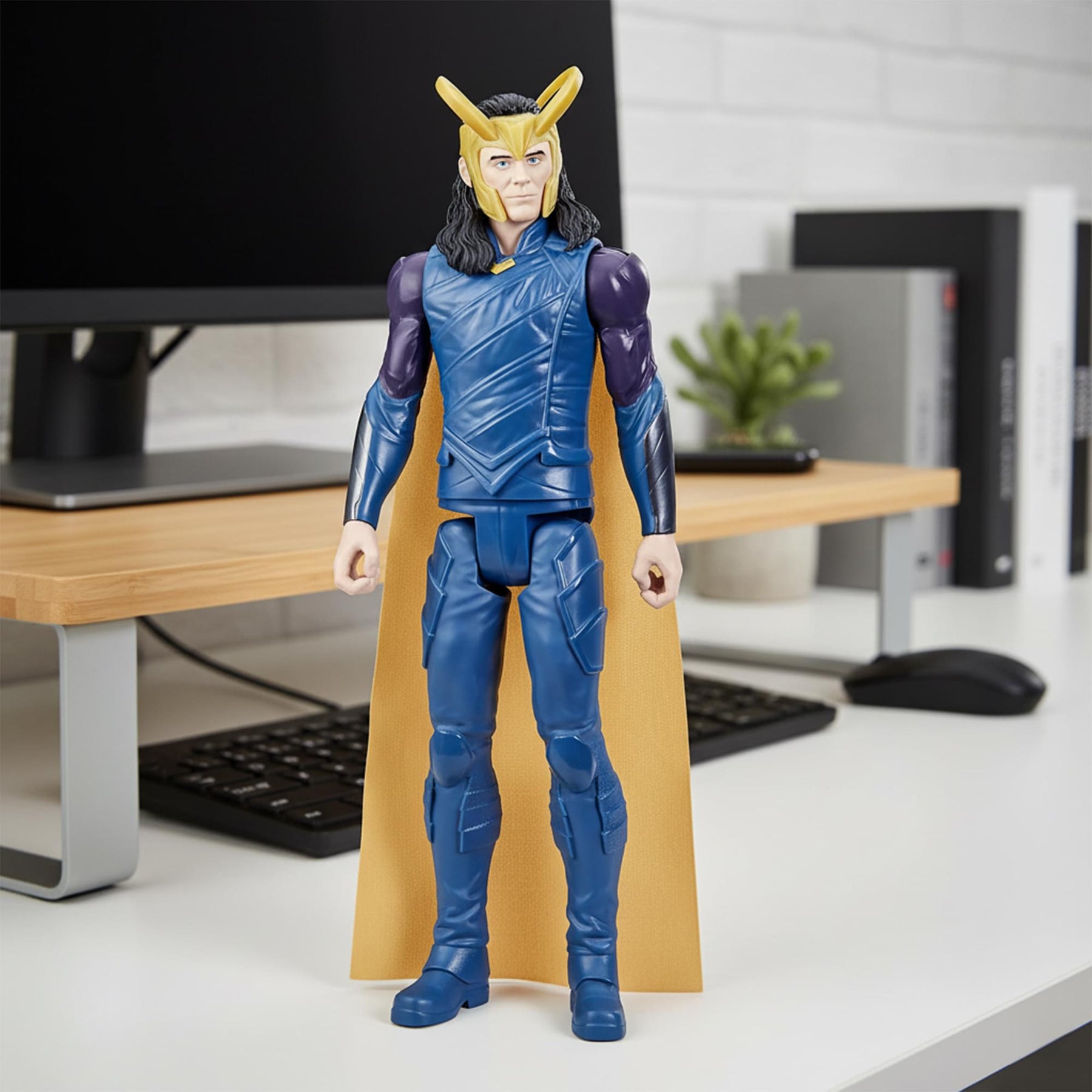 Marvel Titan Hero Series Loki 12-Inch Action Figure