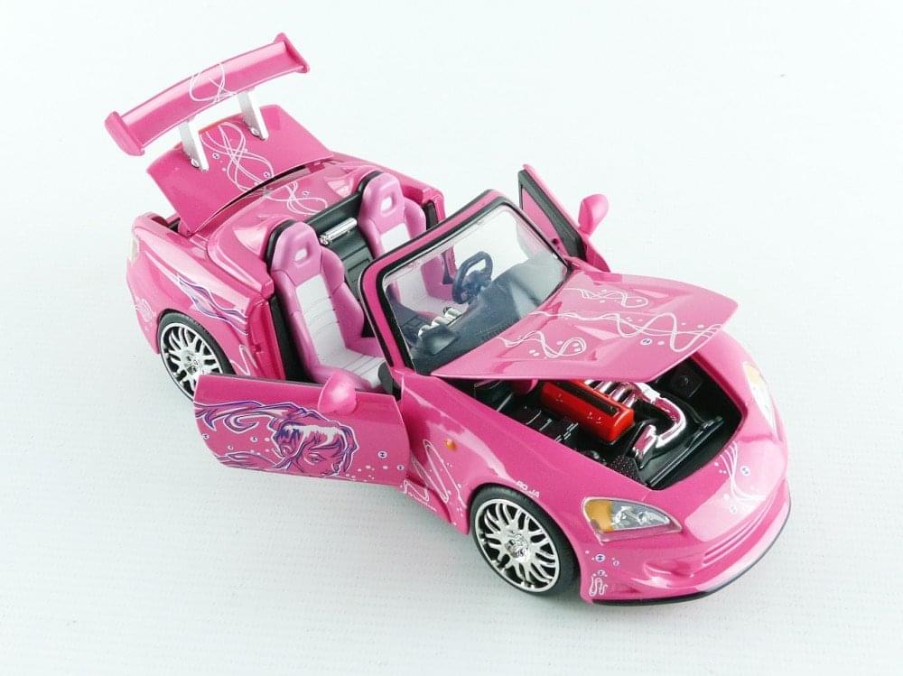 Fast & Furious 1:24 Diecast Vehicle: Suki's Honda S2000, Pink