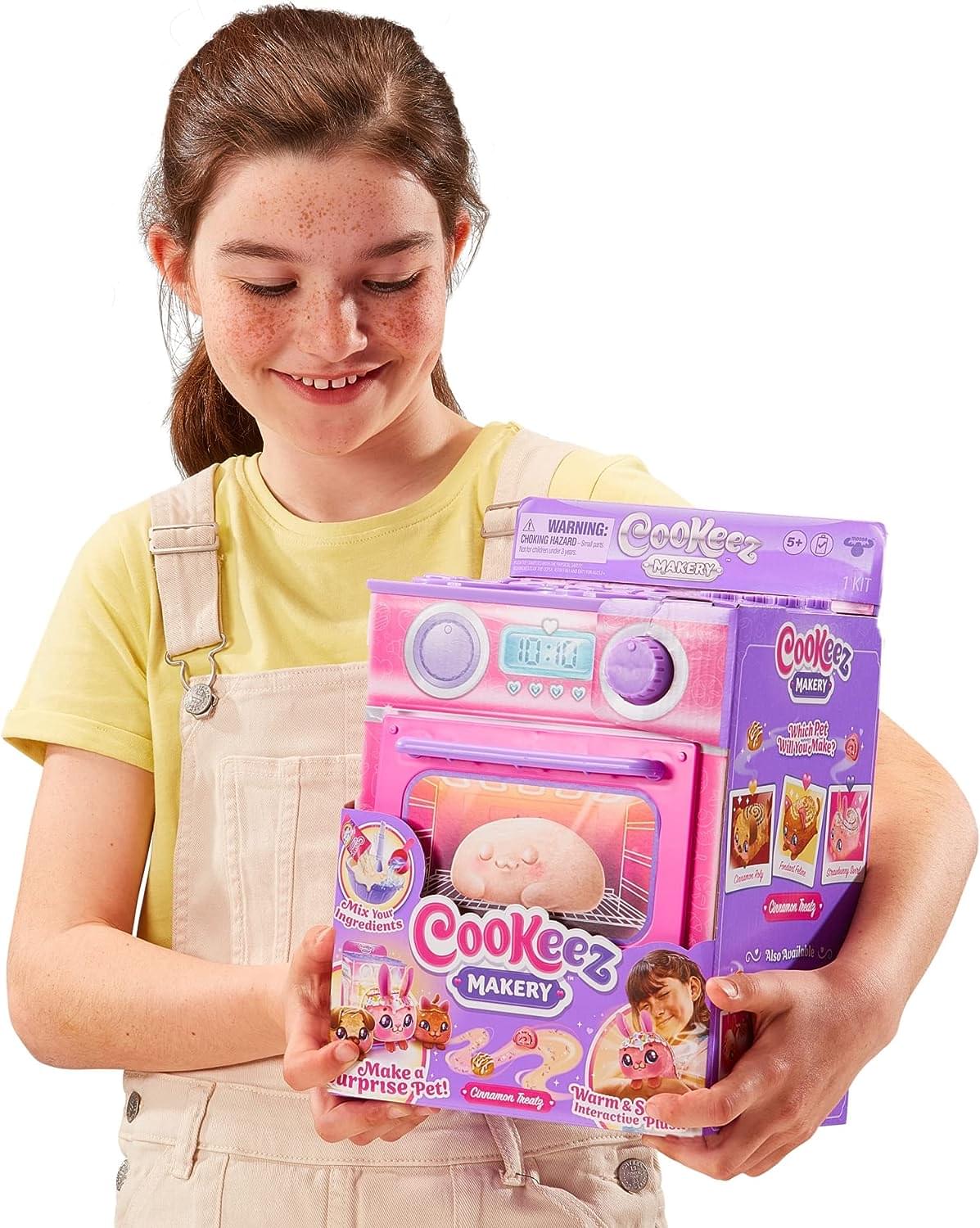 Cookeez Makery Oven Mix and Make Plush Playset | Cinnamon