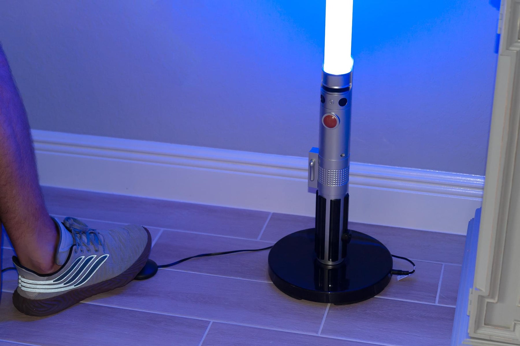 Star Wars Luke Skywalker Lightsaber Standing Lamp | 5-Feet Tall
