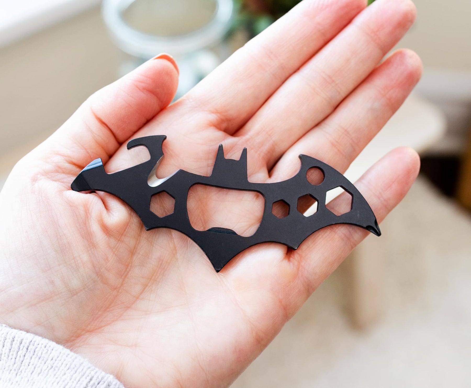 DC Comics Batman Batarang Pocket Size 6-In-1 Portable Multitool Kit