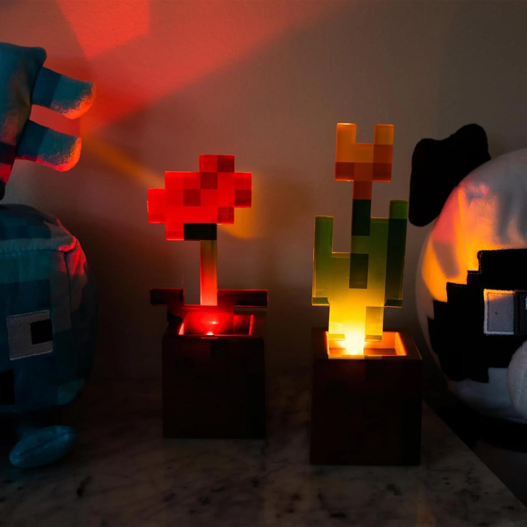 Minecraft 2-Piece Flower Pot Mood Light Bundle