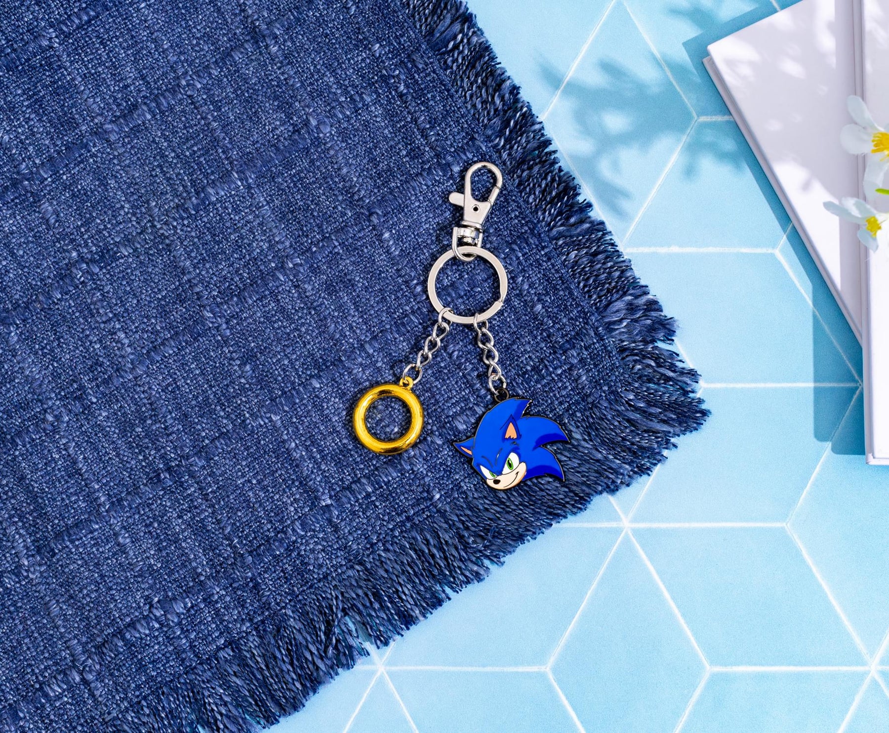 Sonic The Hedgehog Sonic and Ring Charms Keychain