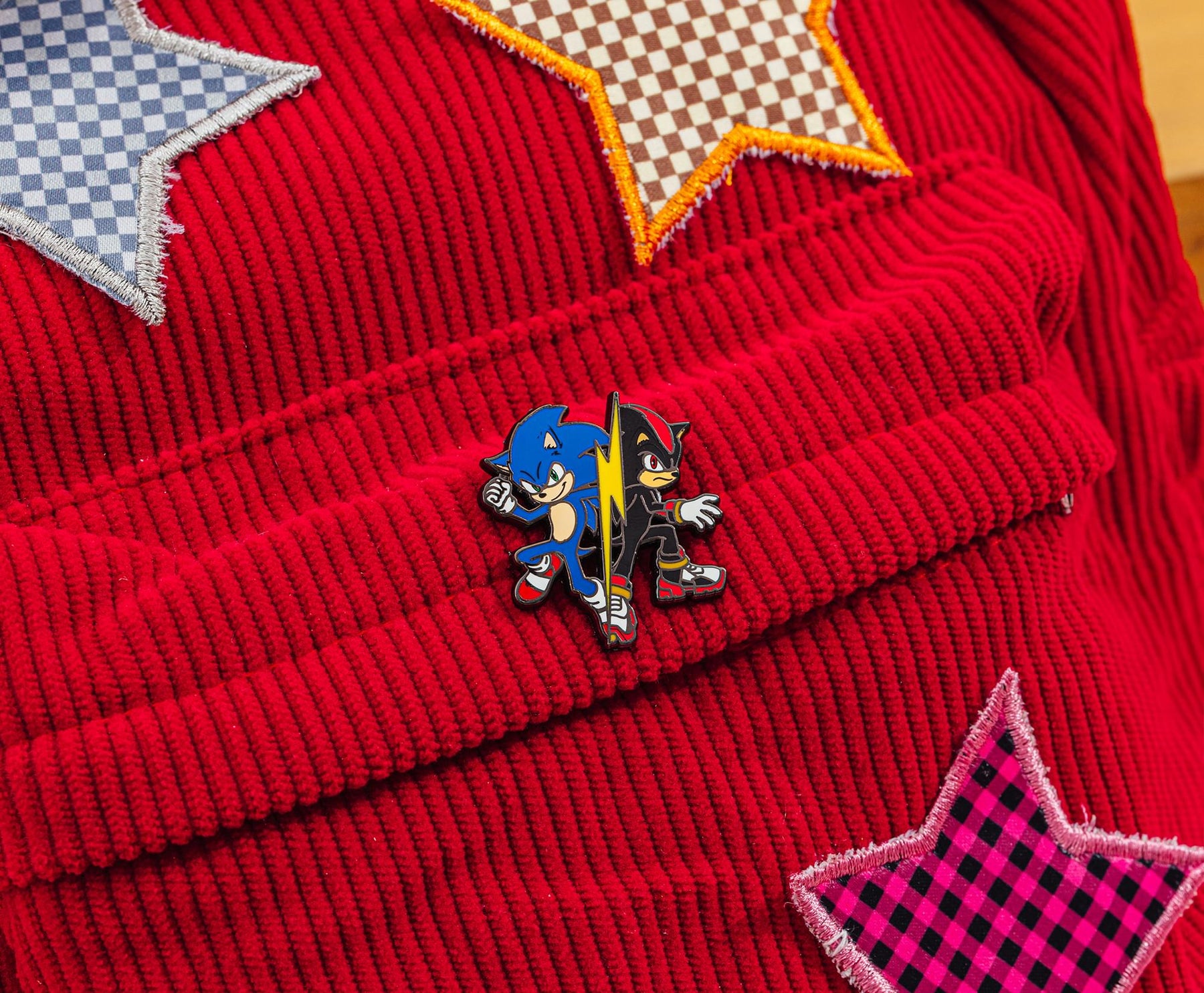 Sonic The Hedgehog 3 Sonic and Shadow Enamel Pin