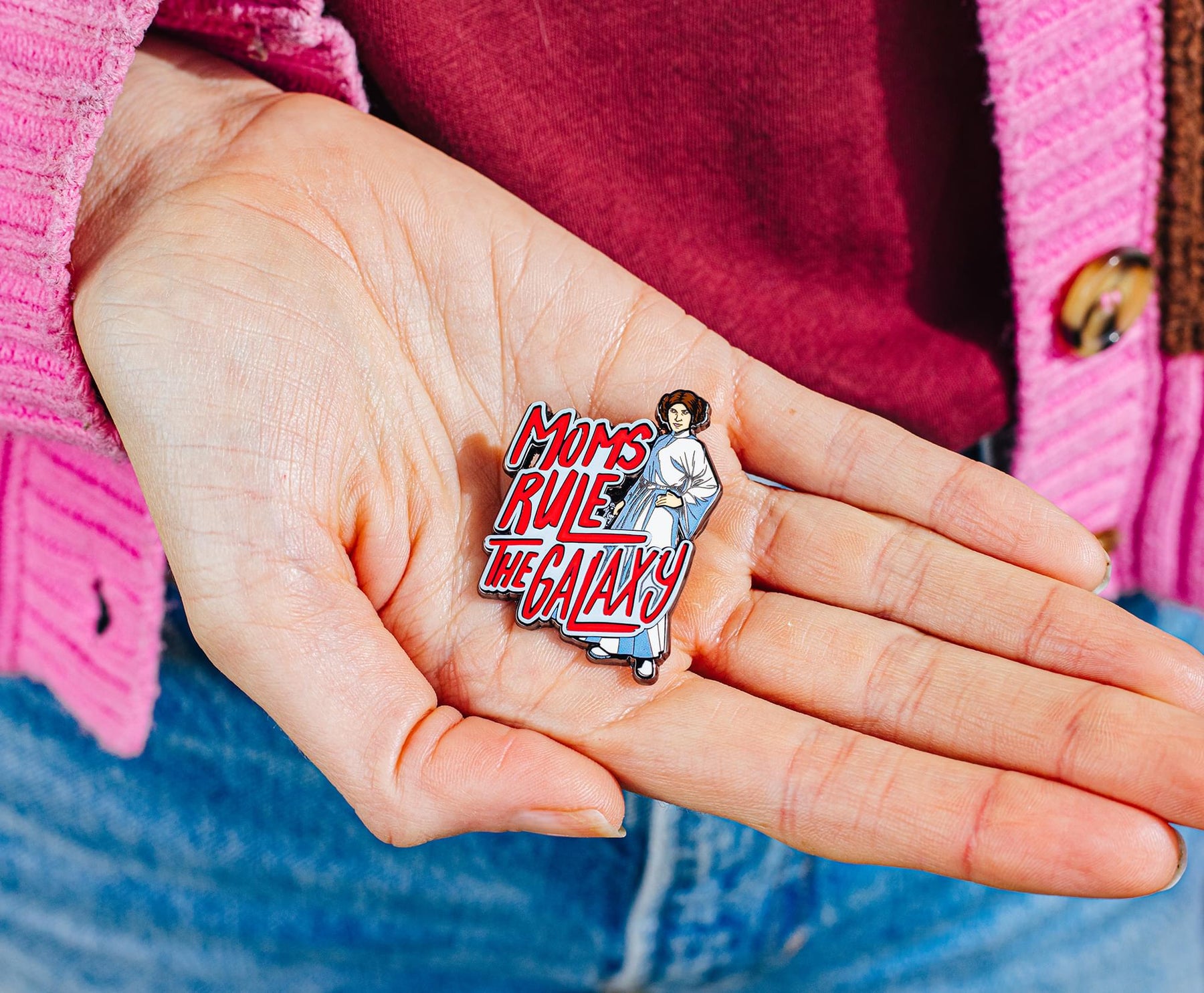 Star Wars Princess Leia "Moms Rule The Galaxy" Enamel Pin
