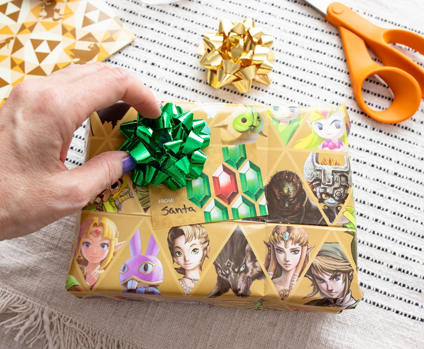 The Legend of Zelda 9-Piece Wrapping Paper Kit