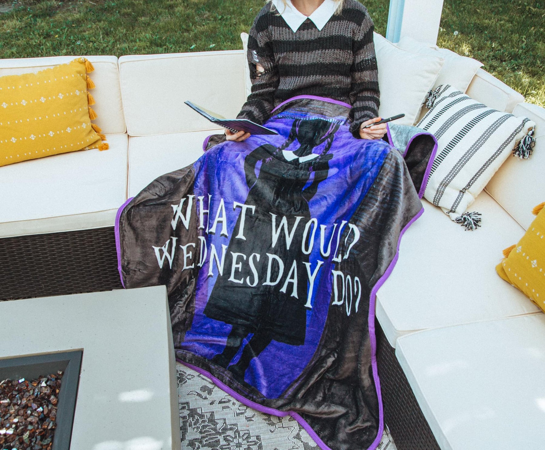 Addams Family Wednesday "What Would Wednesday Do?" Raschel Throw Blanket | 45 x 60 Inches