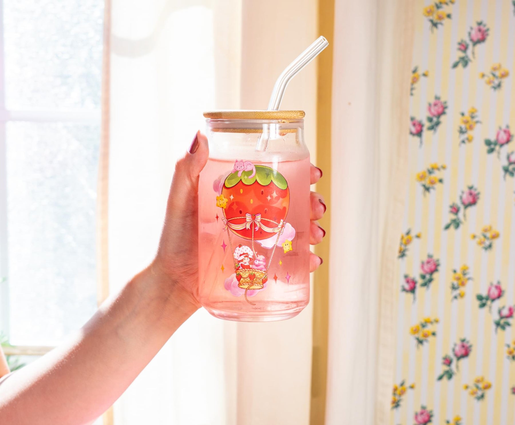 Care Bears x Strawberry Shortcake 16-Ounce Glass Tumbler With Lid and Straw