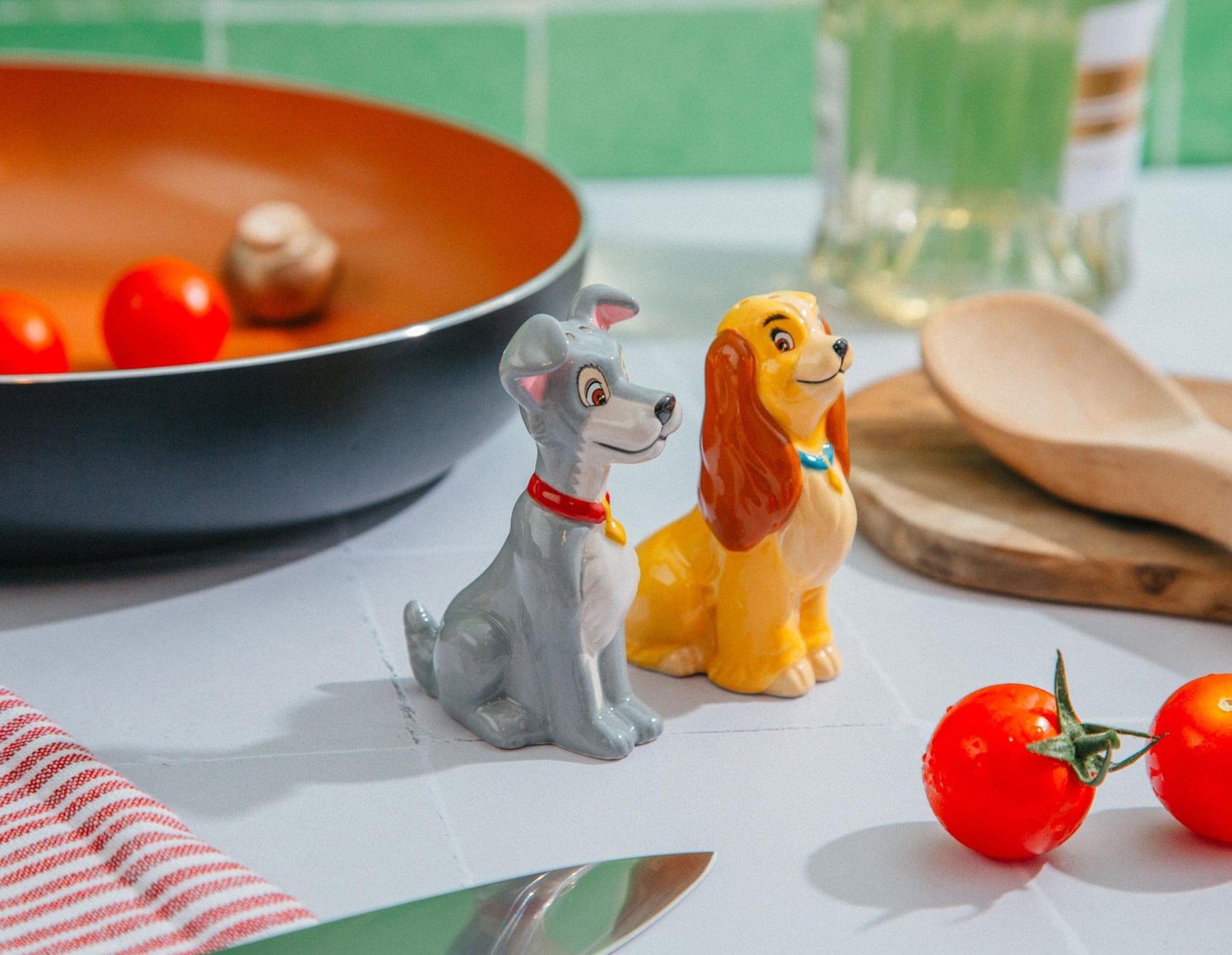 Disney Lady and The Tramp Ceramic Salt and Pepper Shaker Set
