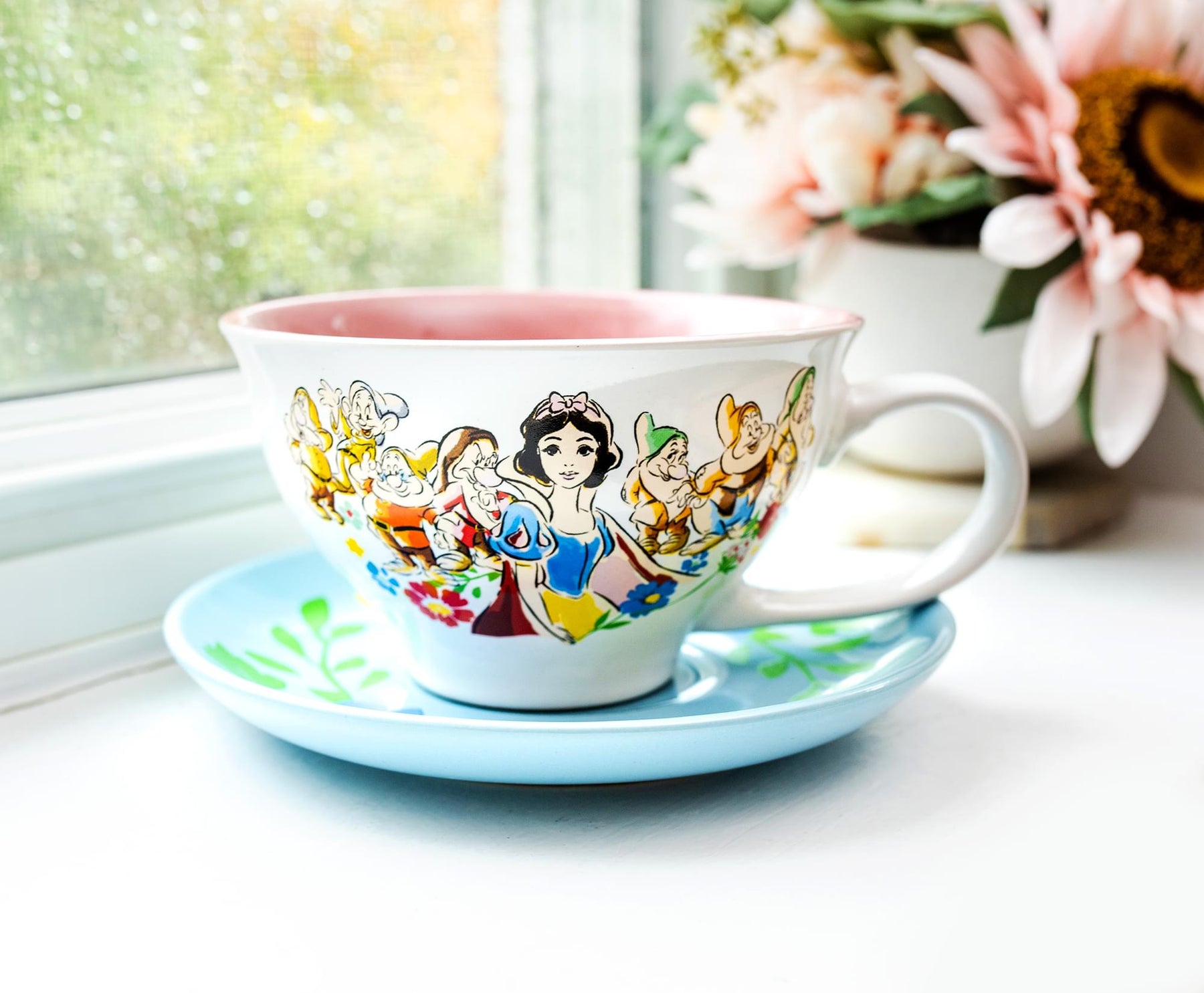 Disney Snow White and the Seven Dwarfs "I'm Wishing" Ceramic Teacup and Saucer