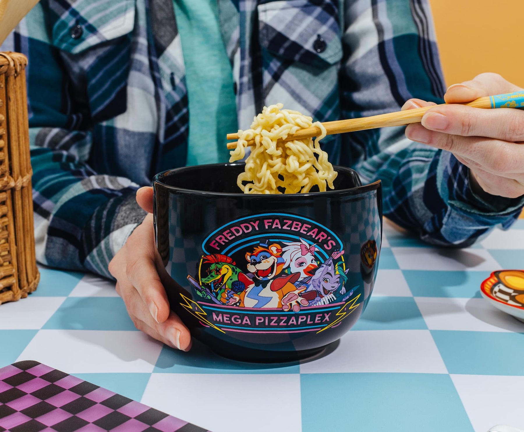 Five Nights At Freddy's Mega Pizzaplex 20-Ounce Ramen Bowl and Chopstick Set