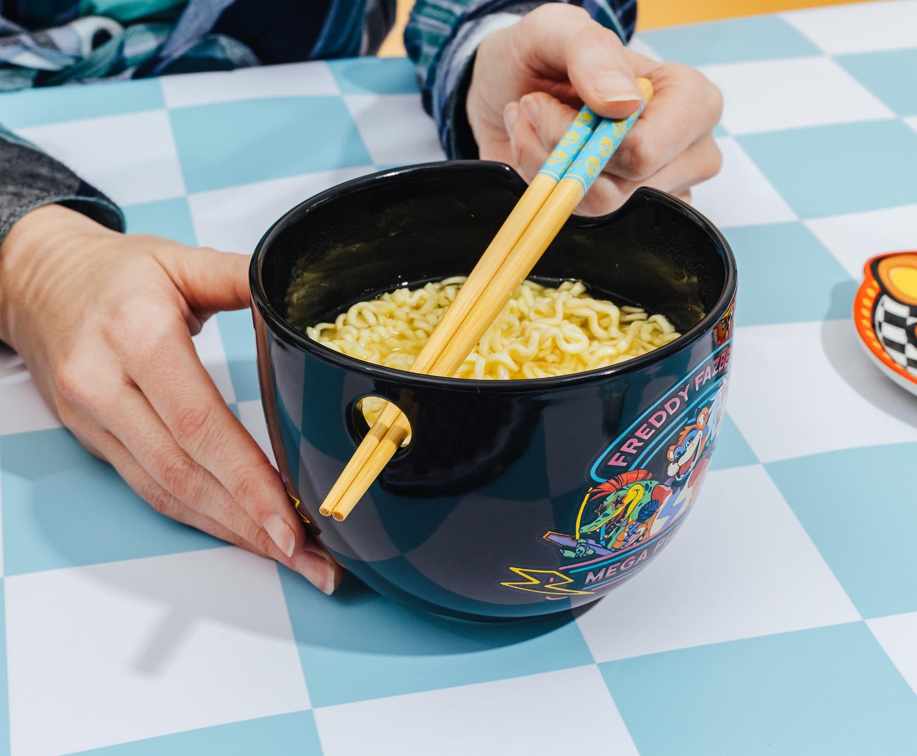 Five Nights At Freddy's Mega Pizzaplex 20-Ounce Ramen Bowl and Chopstick Set
