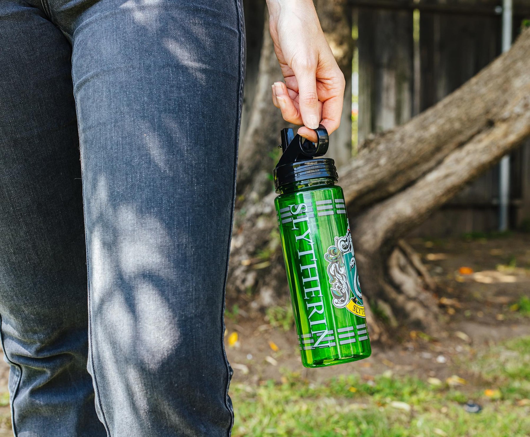 Harry Potter Slytherin Crest Water Bottle With Handle Lid | Holds 20 Ounces