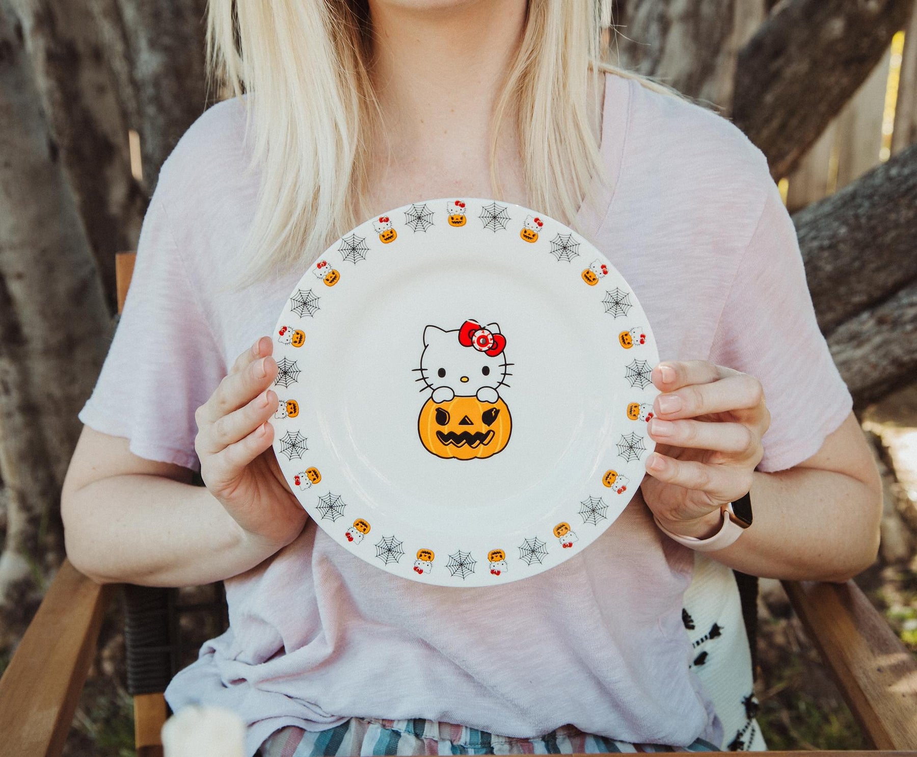Sanrio Hello Kitty Pumpkin Boo 8-Inch Ceramic Dinner Plate