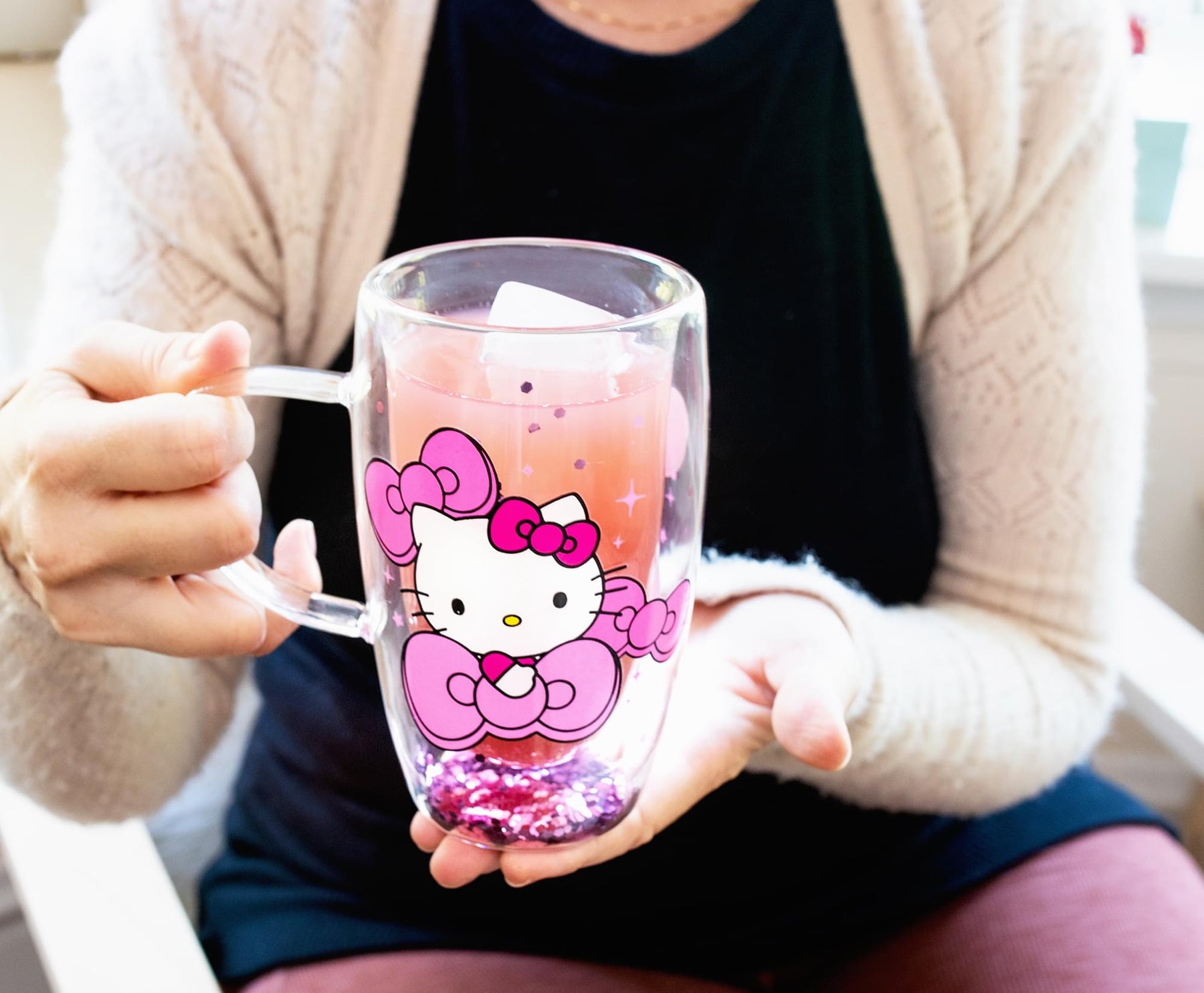 Sanrio Hello Kitty Bows and Stars Confetti Glass Mug | Holds 15 Ounces