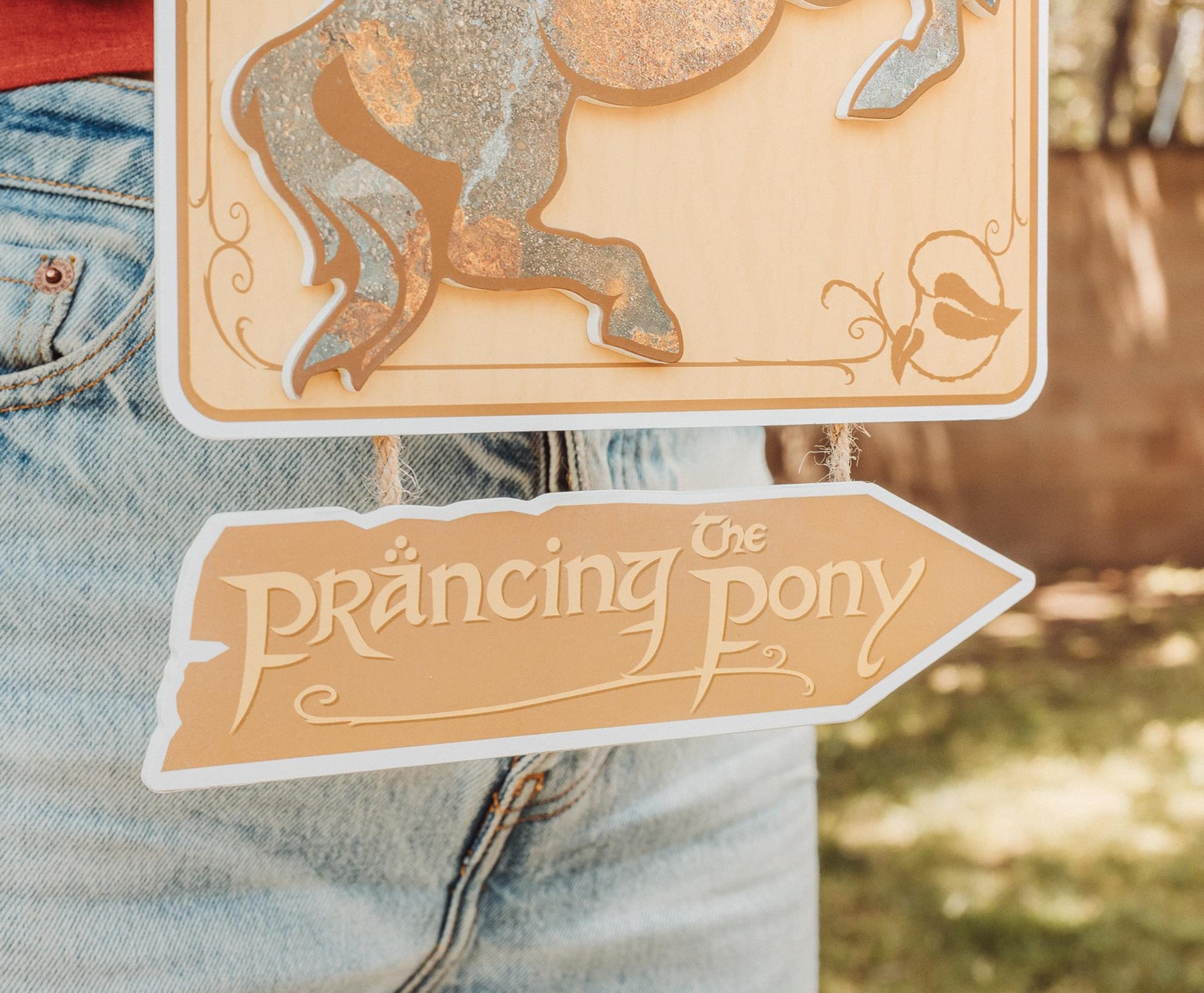 The Lord Of The Rings The Prancing Pony Hanging Wall Sign | 11 x 8 Inches