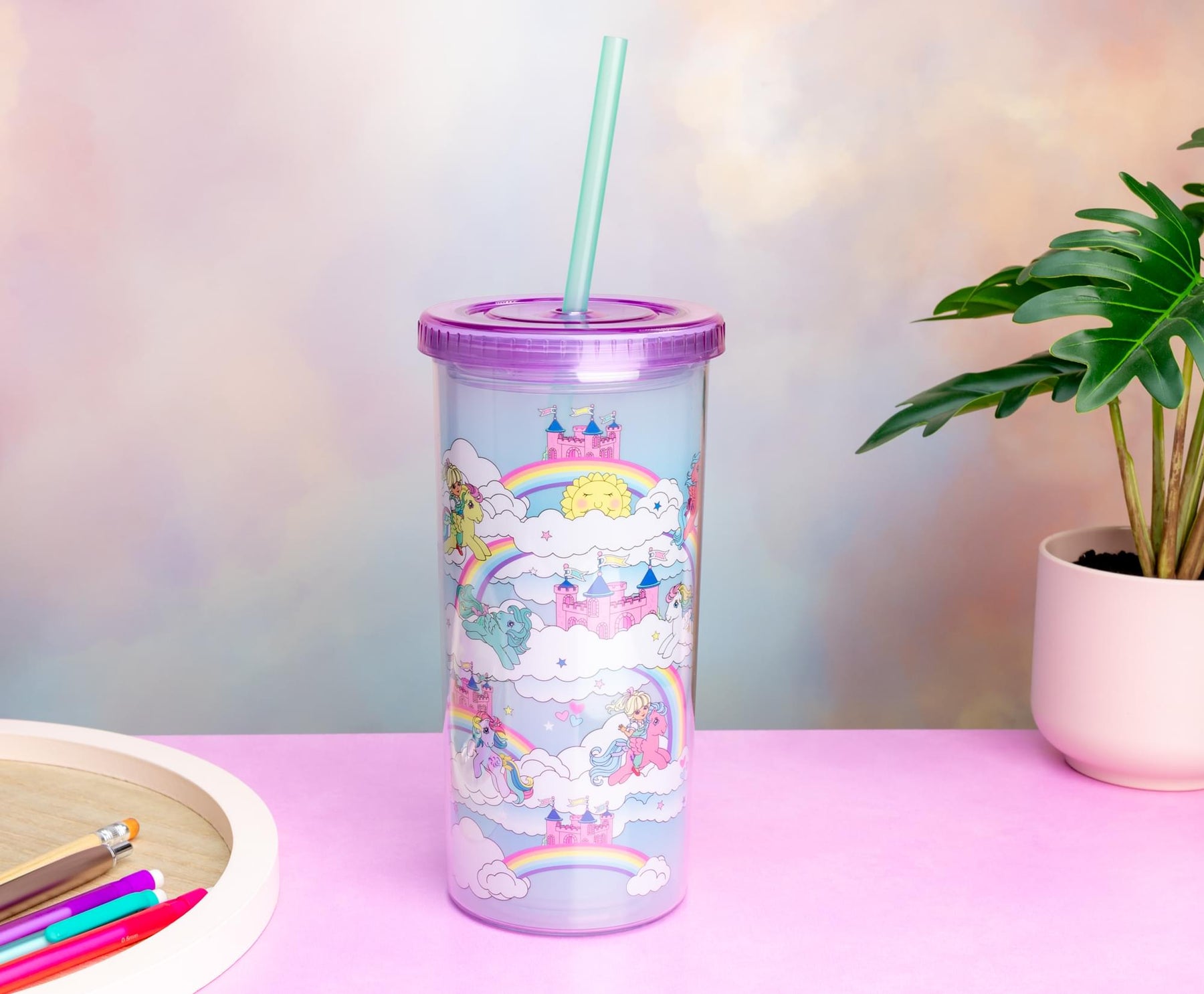 My Little Pony Dream Castle 20-Ounce Carnival Cup With Lid and Straw