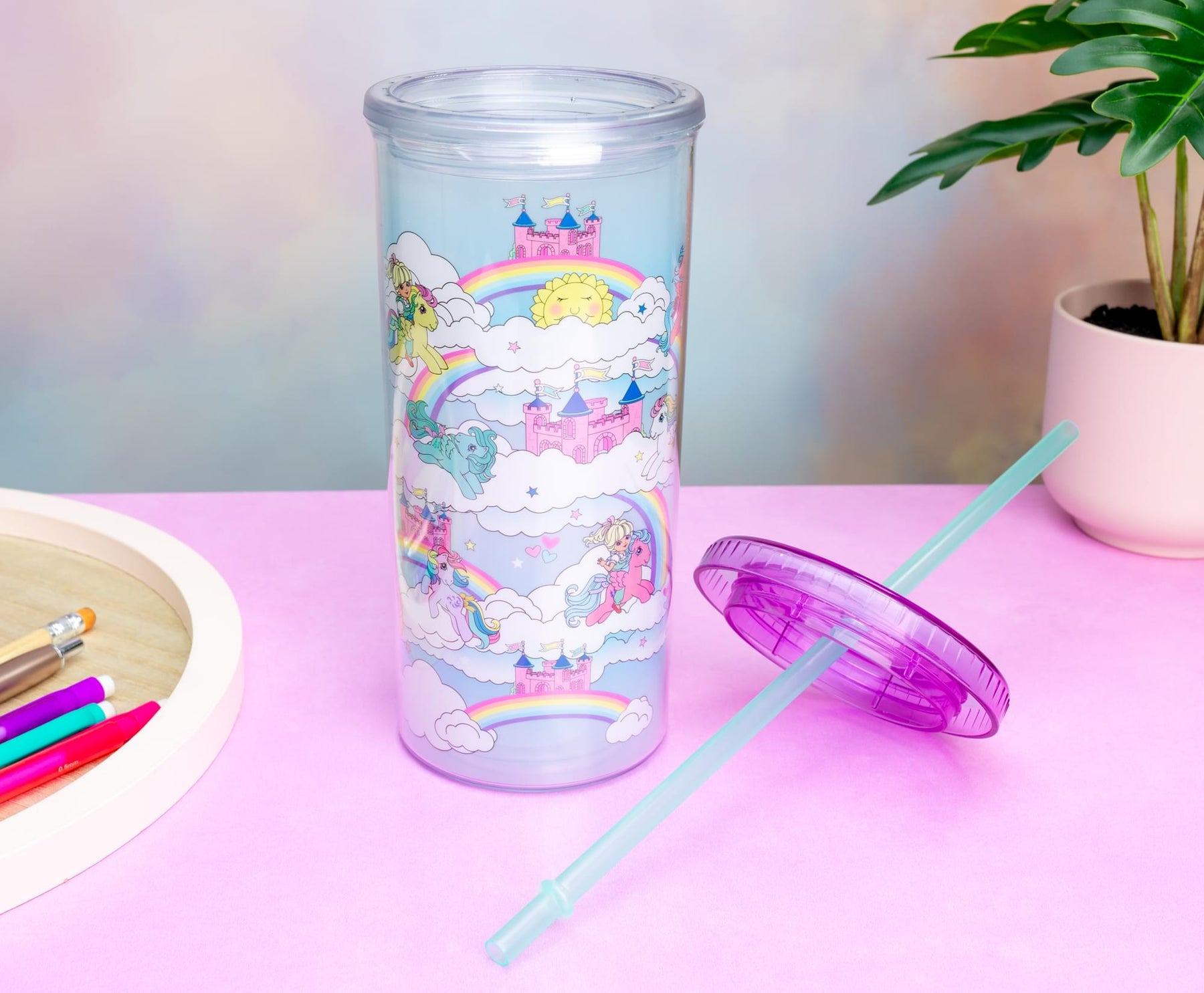 My Little Pony Dream Castle 20-Ounce Carnival Cup With Lid and Straw