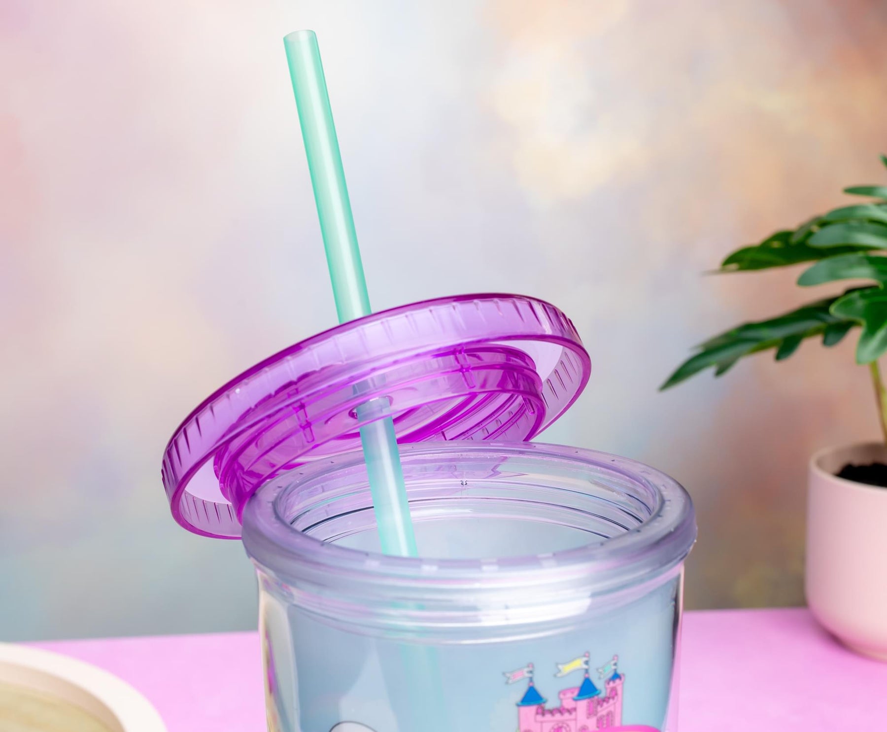 My Little Pony Dream Castle 20-Ounce Carnival Cup With Lid and Straw