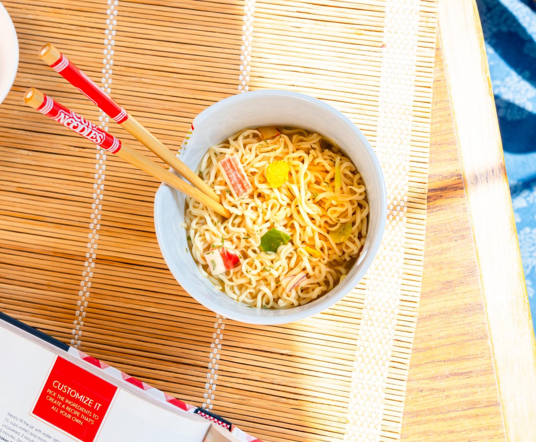 Nissin Cup Noodles 20-Ounce Ramen Bowl and Chopstick Set