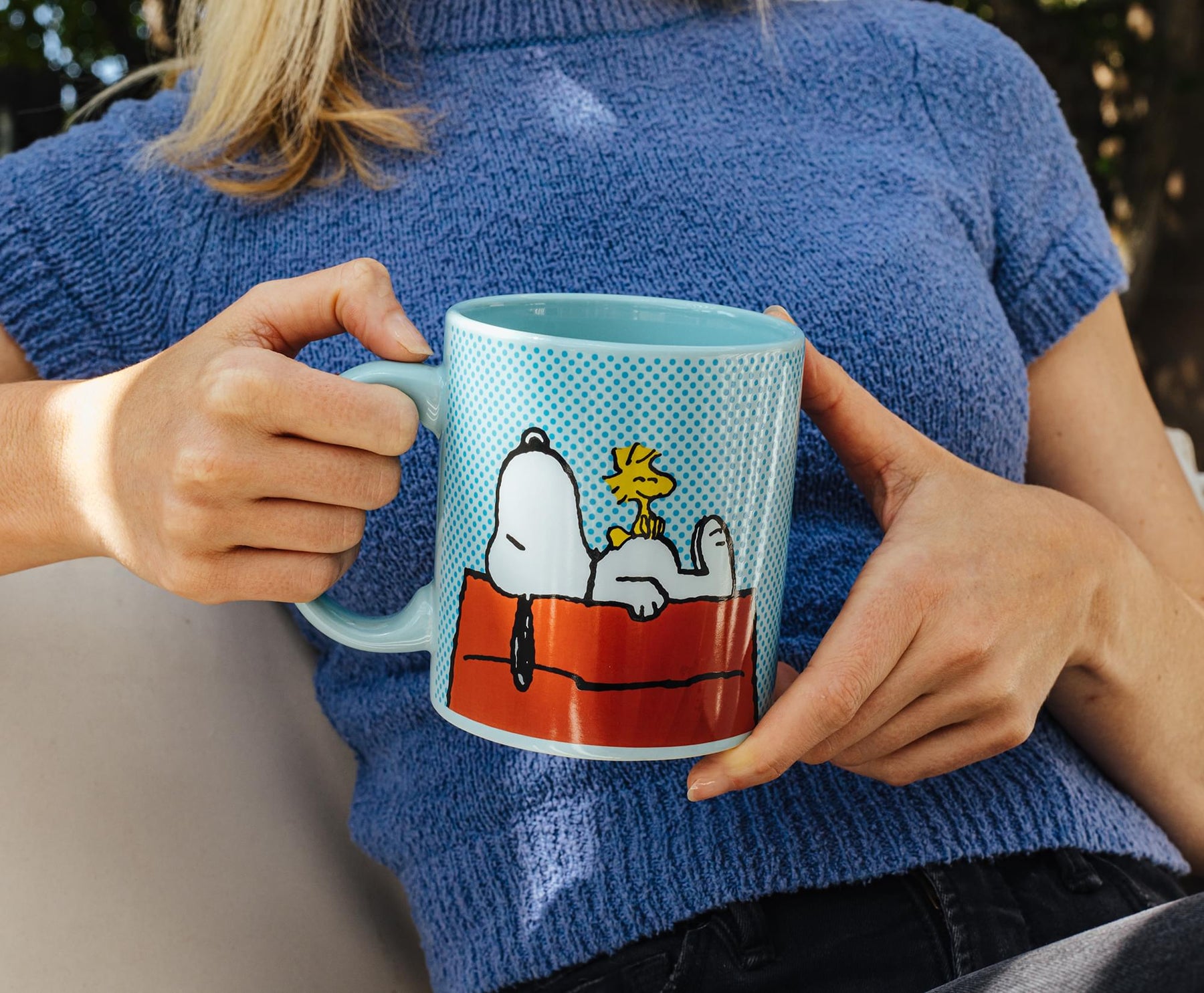 Peanuts Snoopy and Woodstock Lounging Ceramic Mug | Holds 20 Ounces