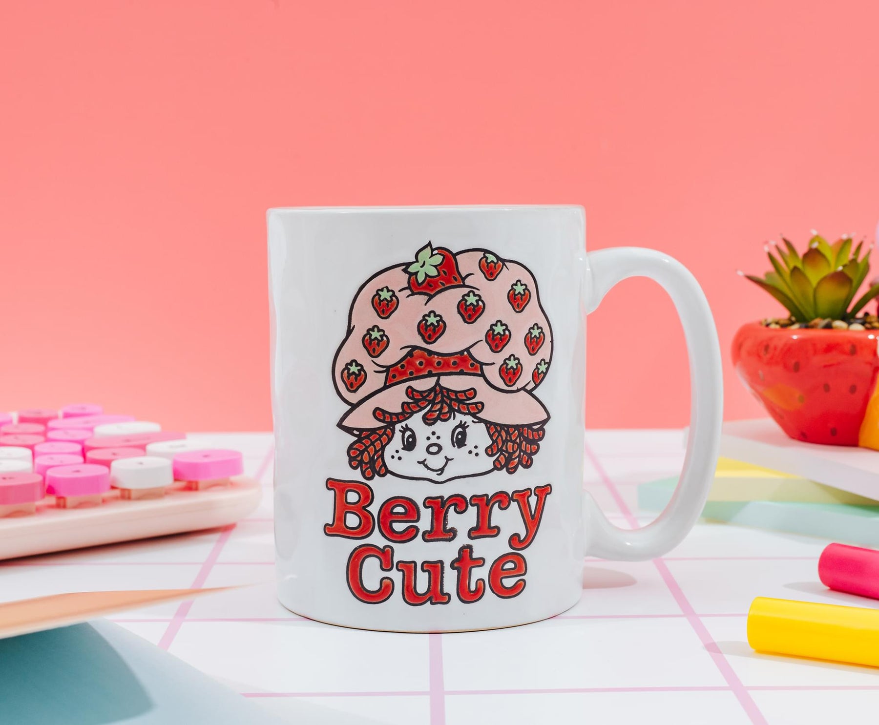 Strawberry Shortcake "Berry Cute" Ceramic Pottery Mug | Holds 17 Ounces