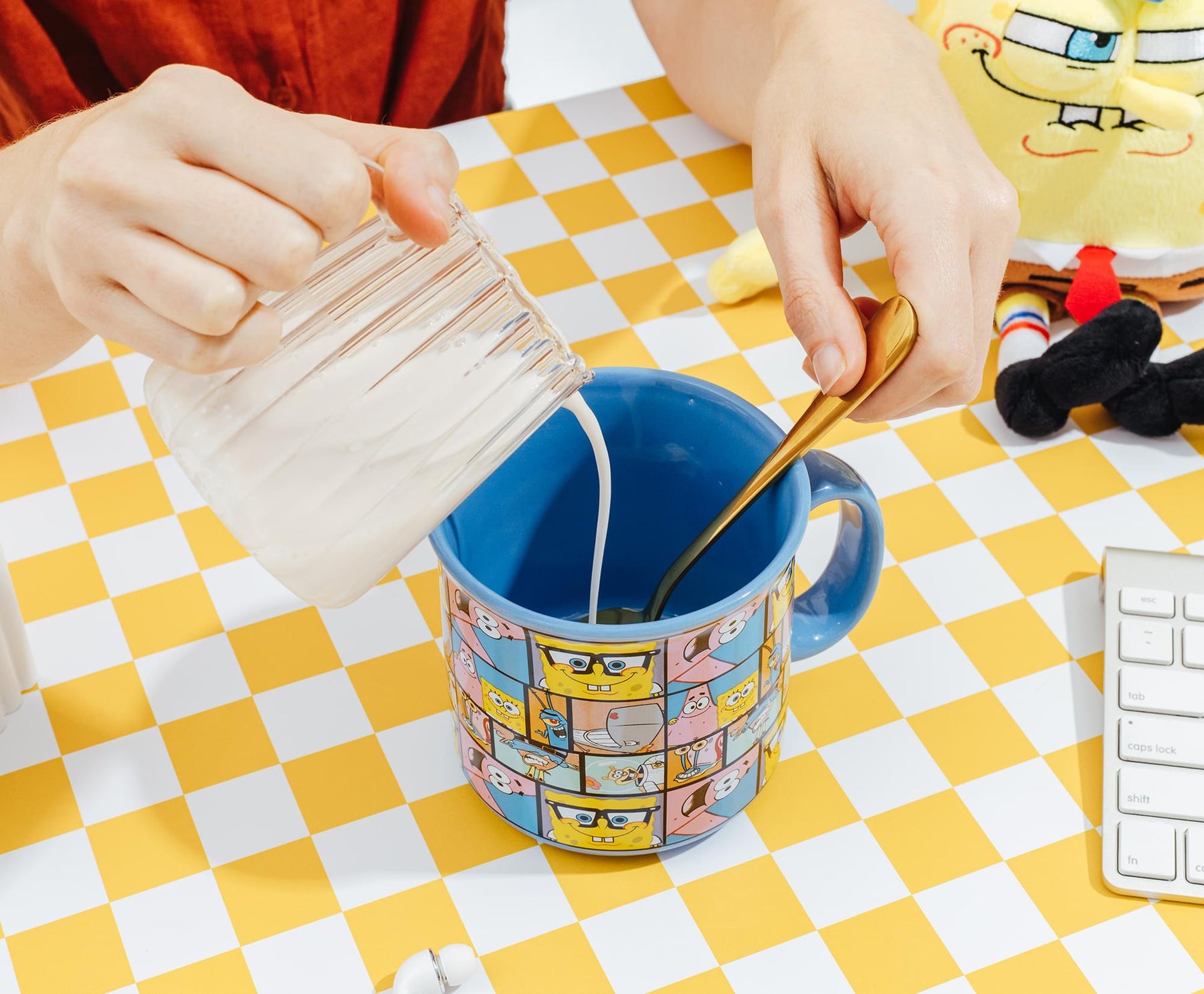 Nickelodeon SpongeBob SquarePants Character Grid 20-Ounce Ceramic Camper Mug