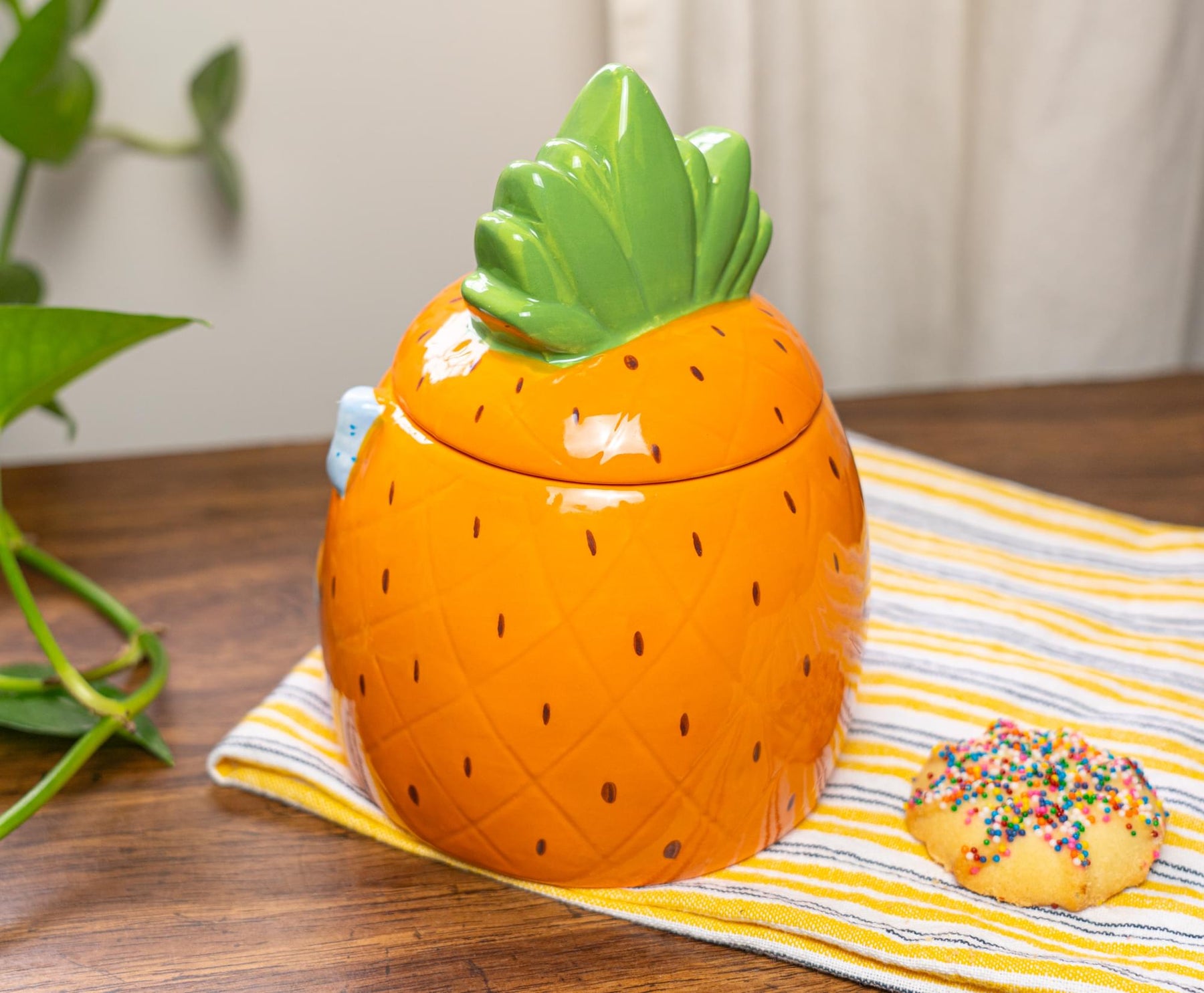 Nickelodeon SpongeBob SquarePants Pineapple House Sculpted Ceramic Snack Jar