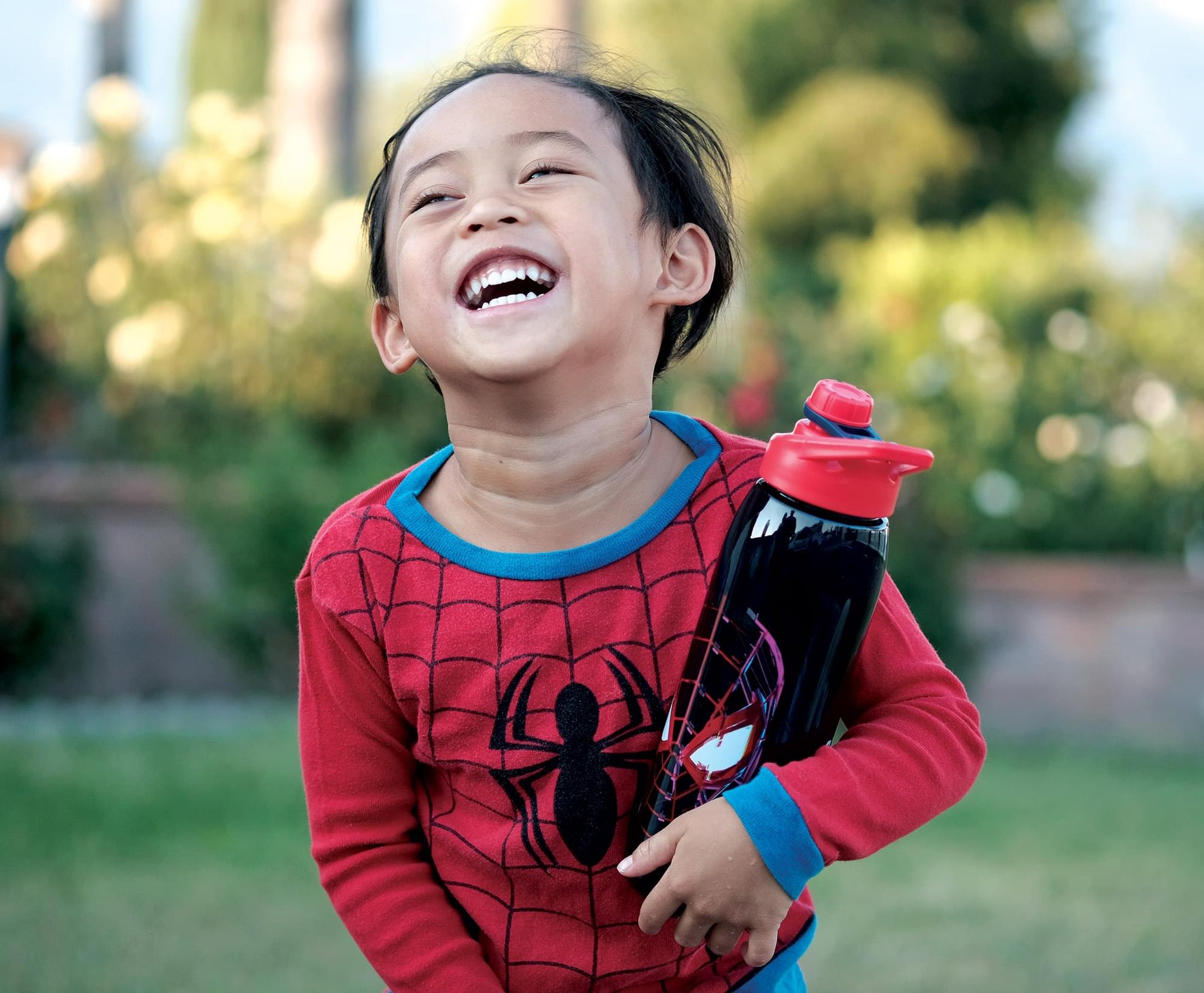 Marvel Spider-Man Miles Morales Plastic Water Bottle | Holds 28 Ounces