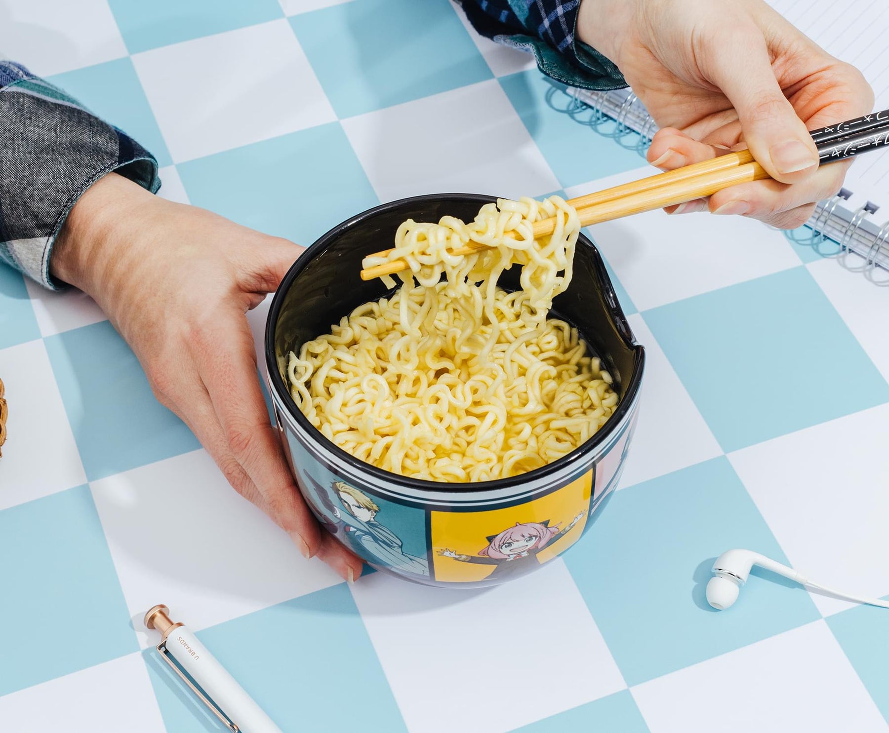 Spy x Family Character Grid 20-Ounce Ramen Bowl and Chopstick Set