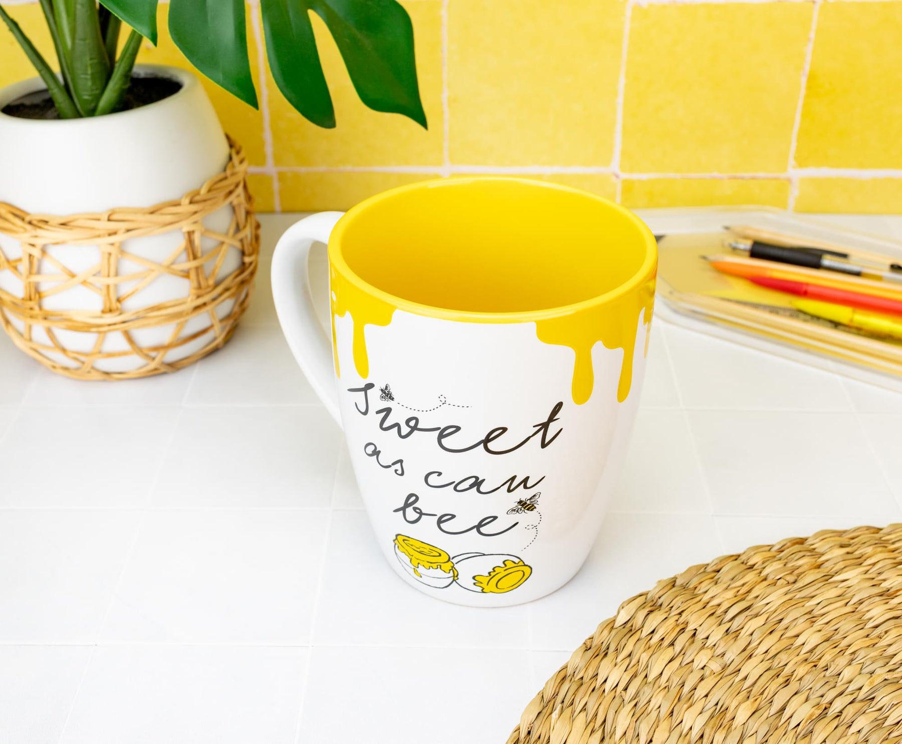 Disney Winnie The Pooh "Sweet As Can Bee" Ceramic Mug | Holds 25 Ounces