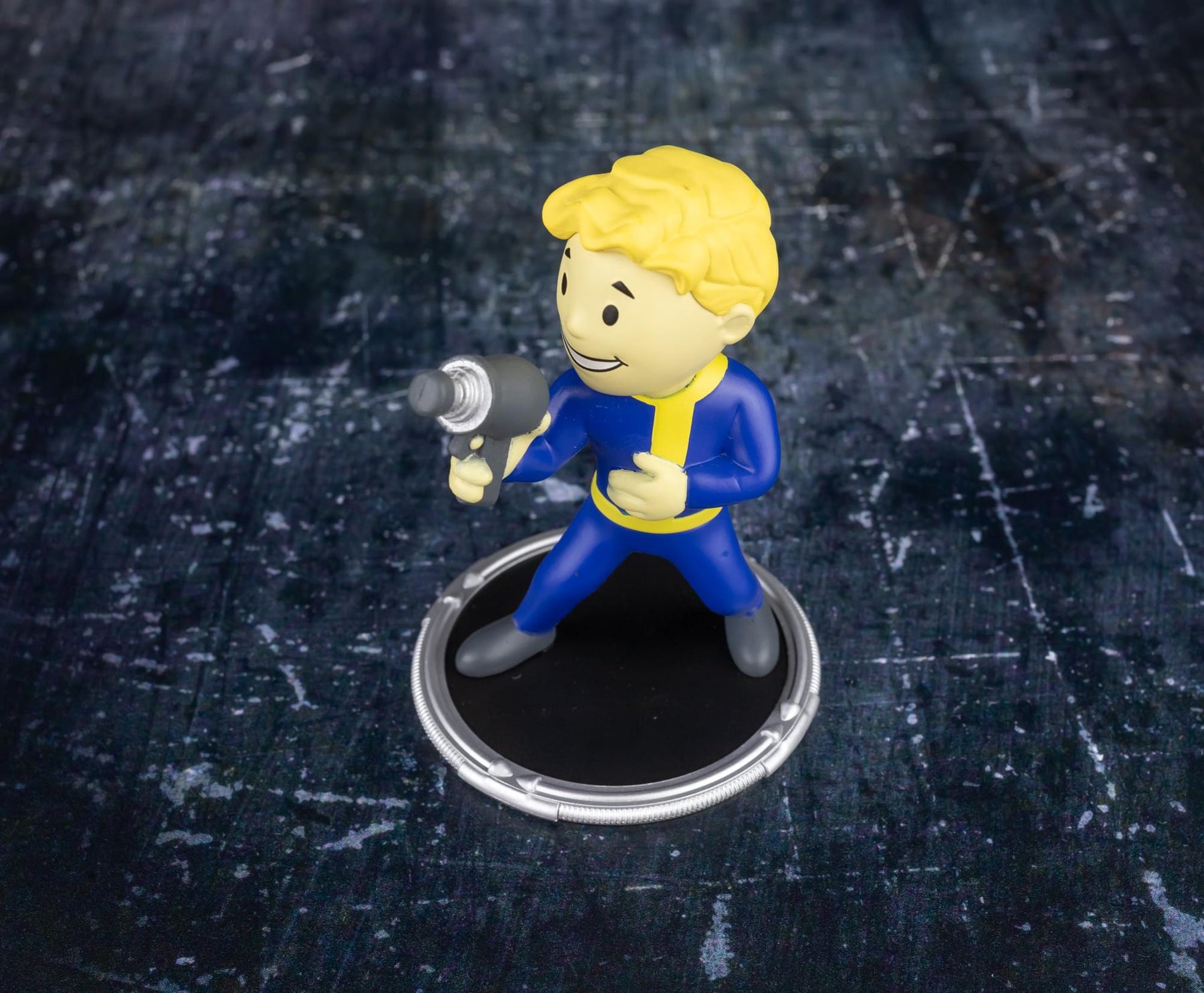 Fallout Vault Boy (Gun) 3-Inch Mini Figure