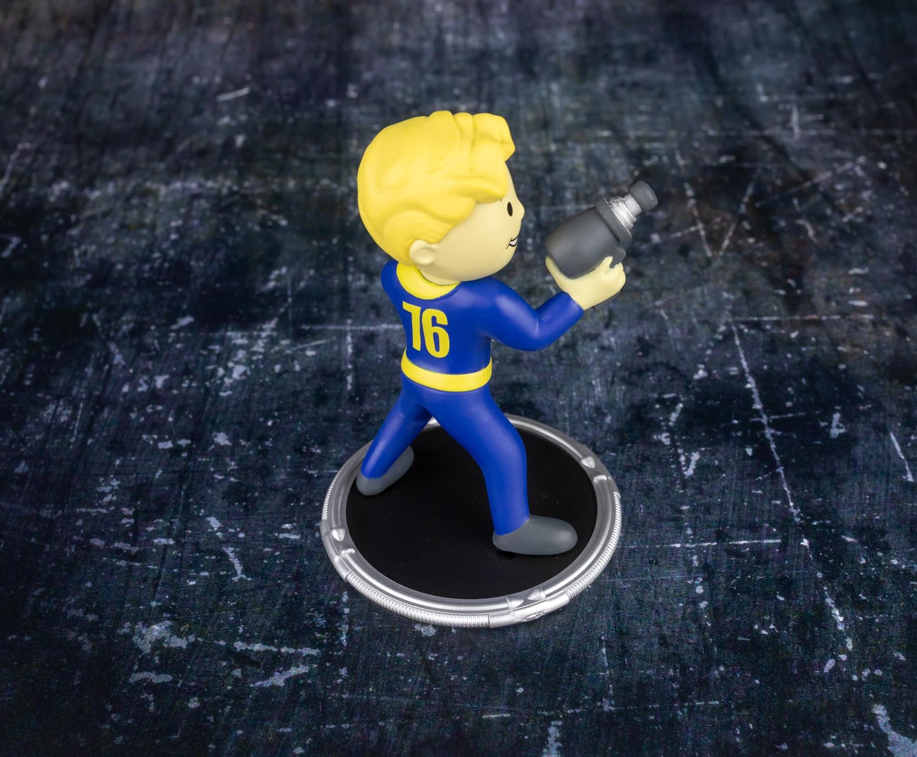 Fallout Vault Boy (Gun) 3-Inch Mini Figure