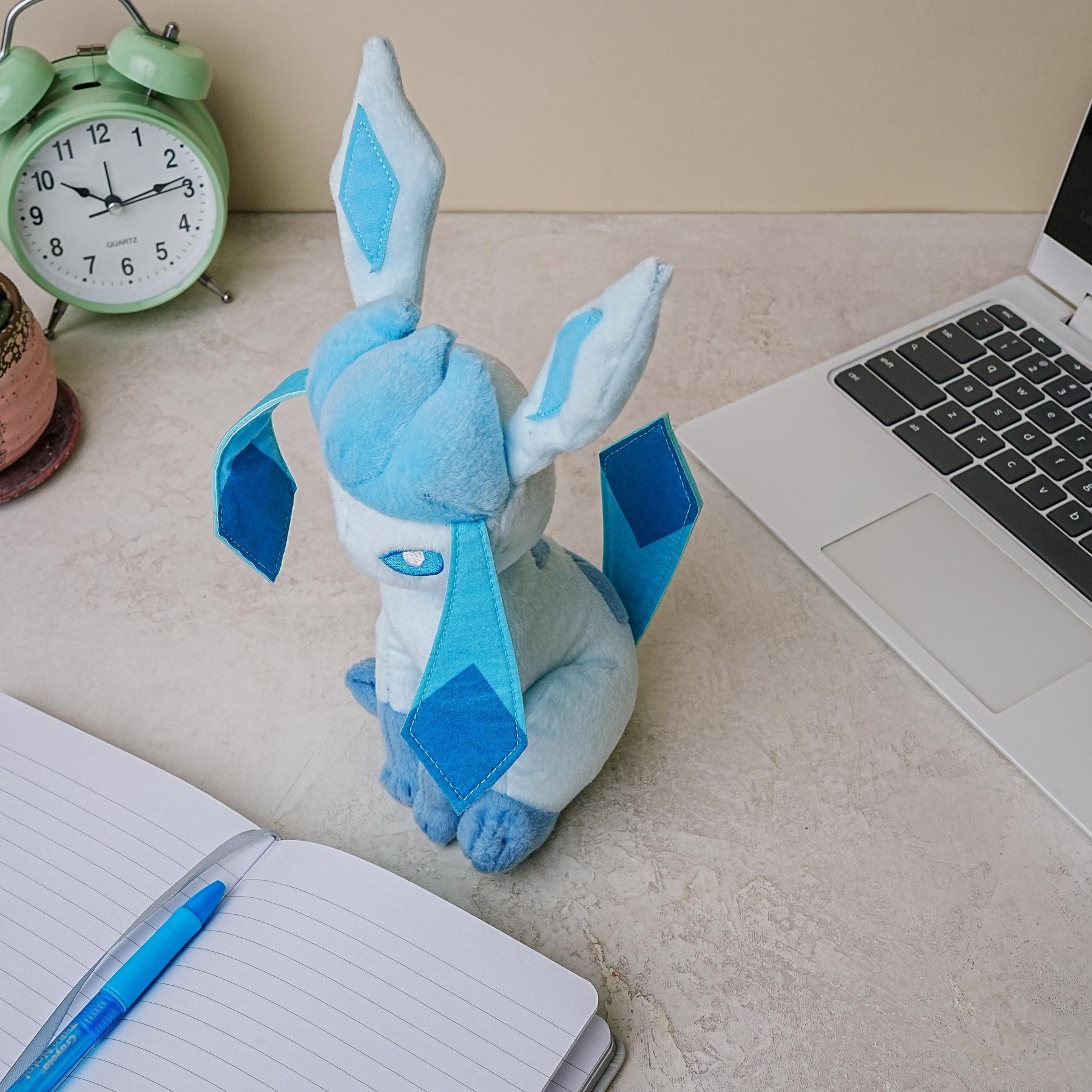 Pokemon 8 Inch Collector Plush | Glaceon