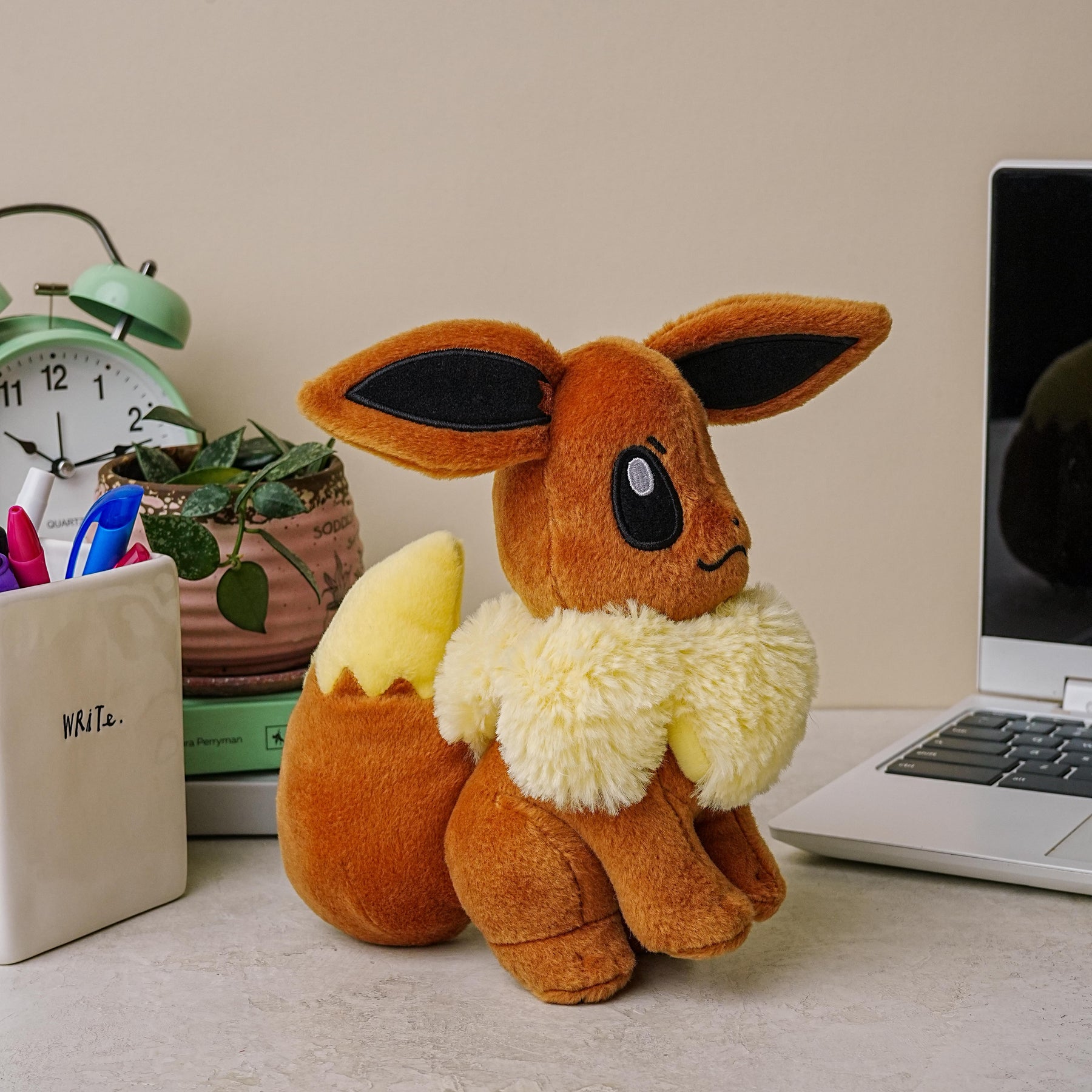 Pokemon 8 Inch Collector Plush | Eevee (Open Eyes)