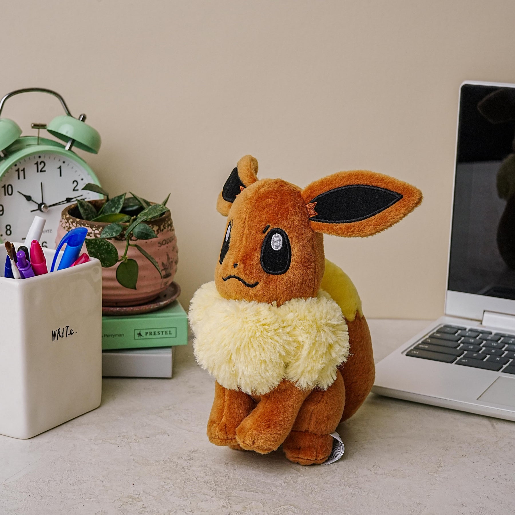 Pokemon 8 Inch Collector Plush | Eevee (Open Eyes)