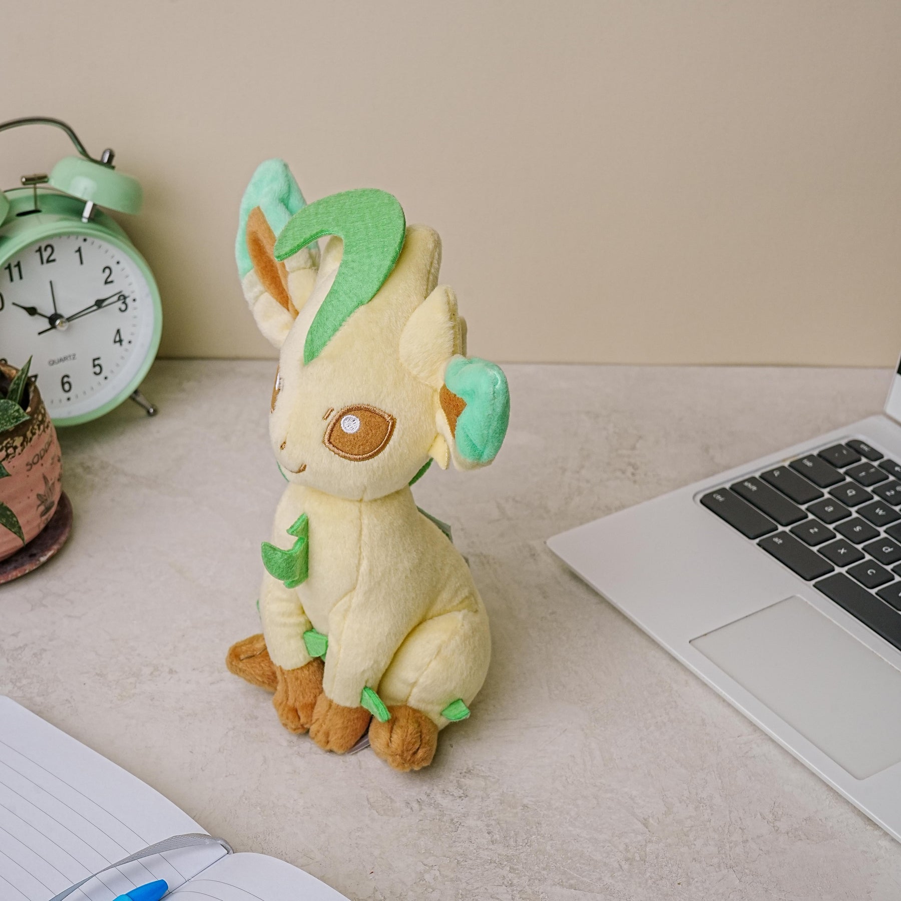 Pokemon 8 Inch Collector Plush | Leafeon